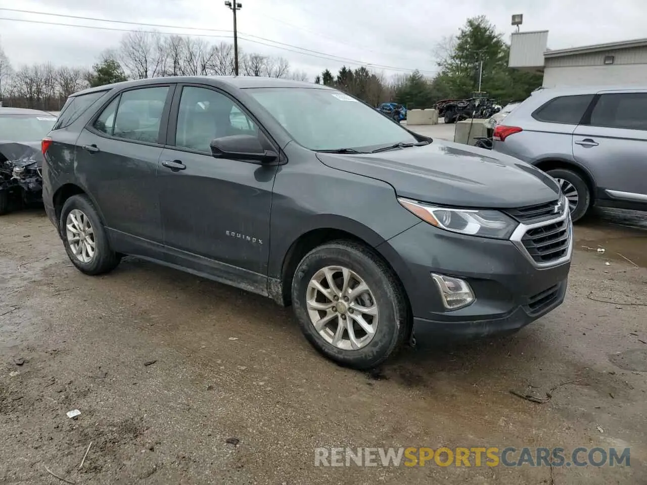 4 Photograph of a damaged car 2GNAXSEV3L6273906 CHEVROLET EQUINOX 2020