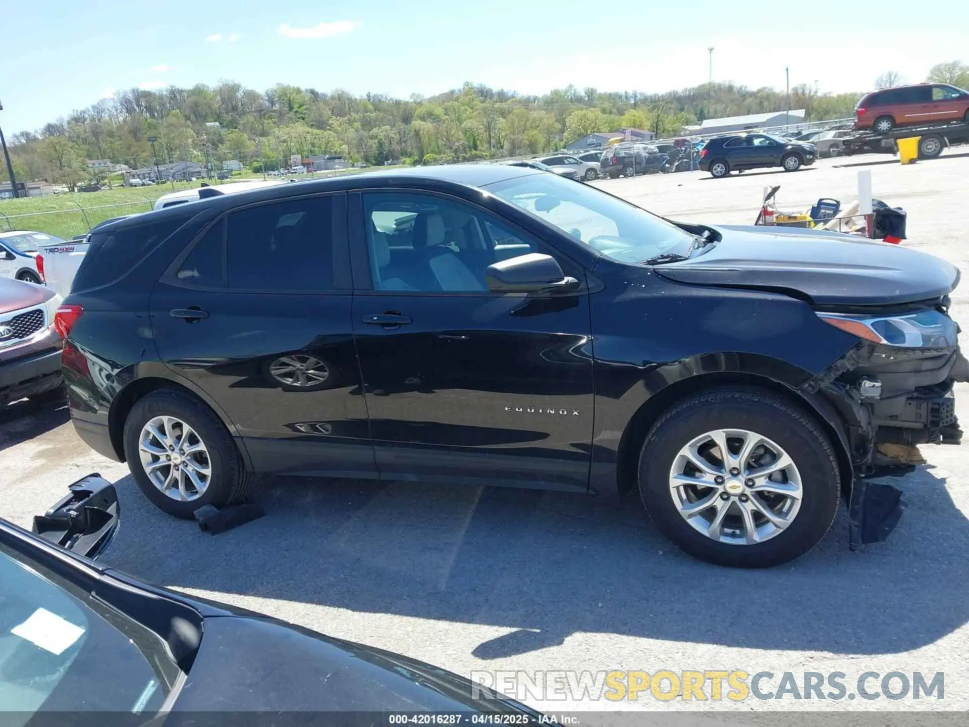 13 Photograph of a damaged car 2GNAXSEV3L6274652 CHEVROLET EQUINOX 2020