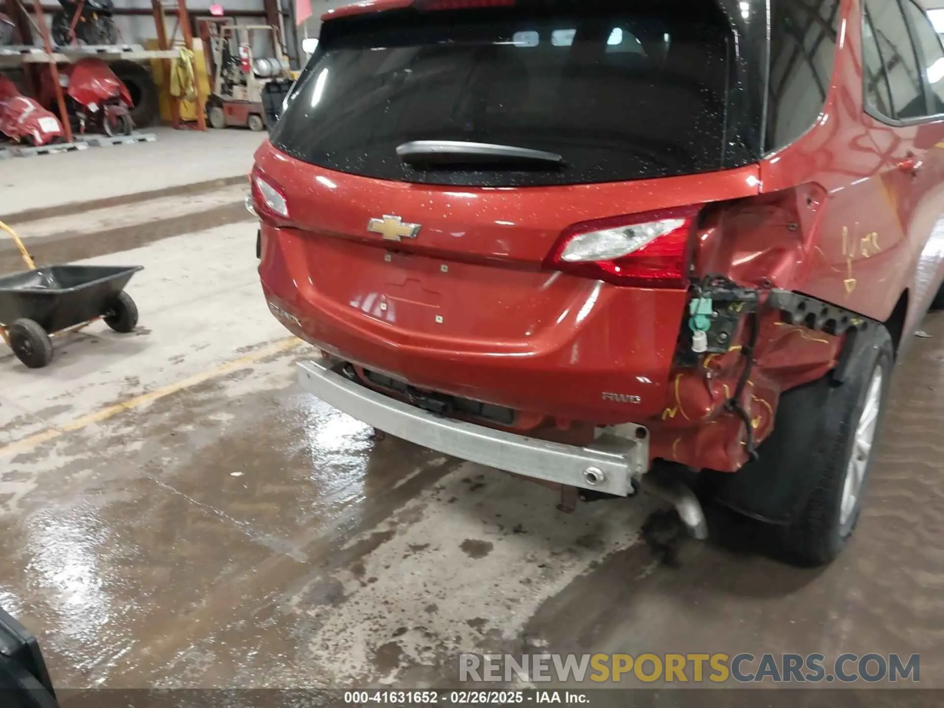 17 Photograph of a damaged car 2GNAXSEV5L6188730 CHEVROLET EQUINOX 2020