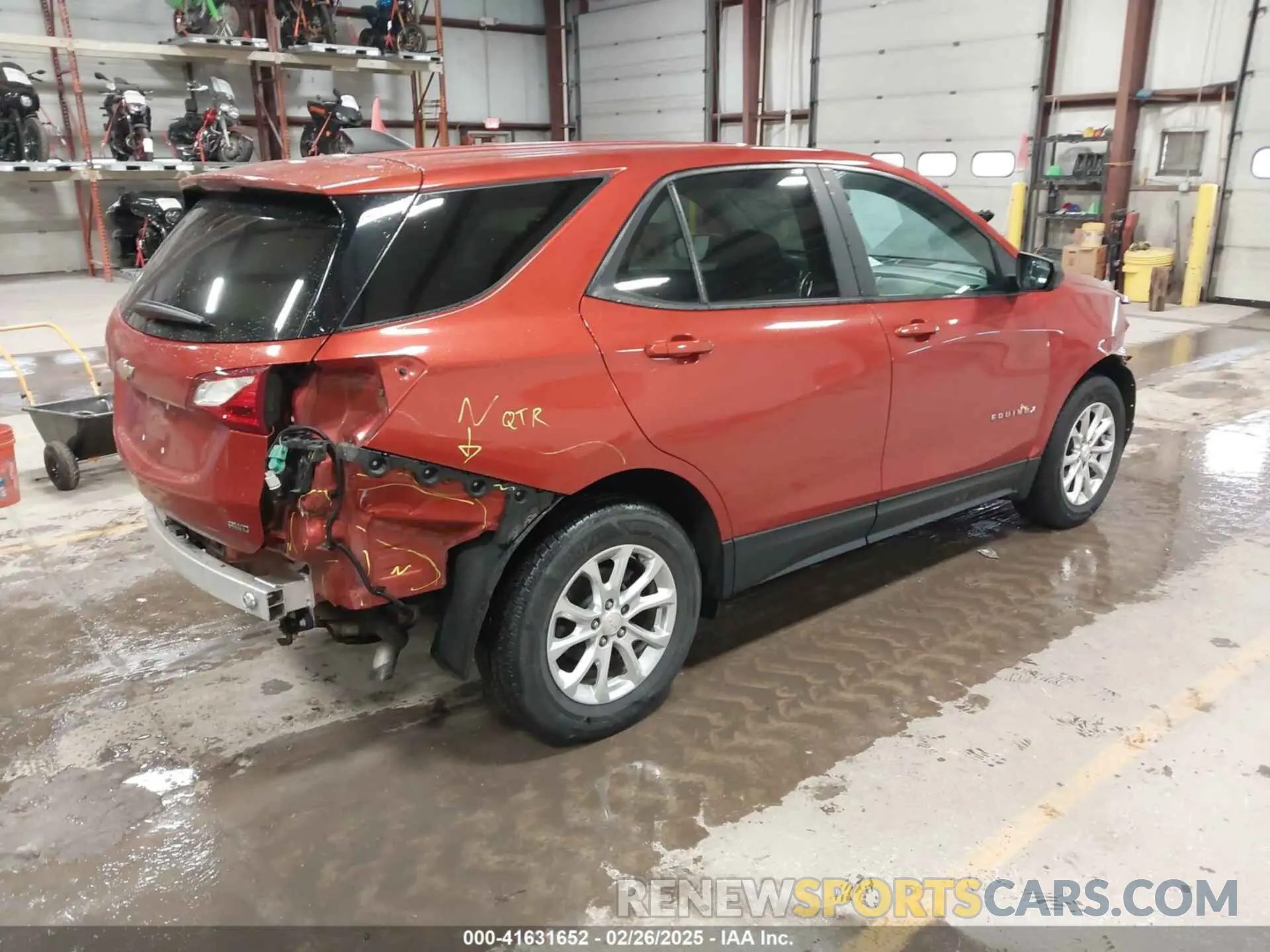 4 Photograph of a damaged car 2GNAXSEV5L6188730 CHEVROLET EQUINOX 2020
