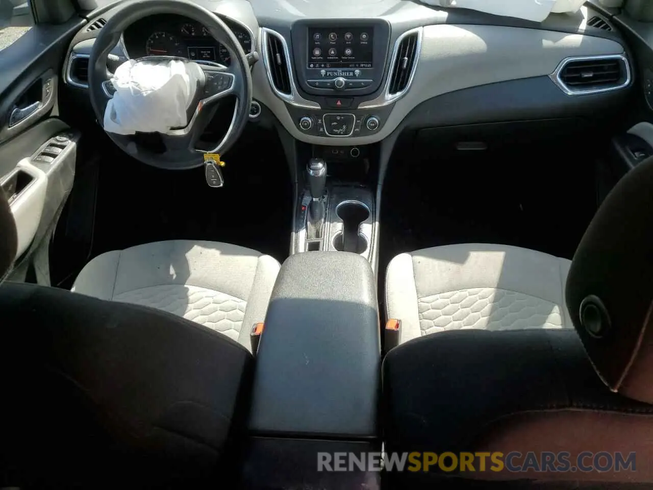 8 Photograph of a damaged car 2GNAXSEV6L6117794 CHEVROLET EQUINOX 2020