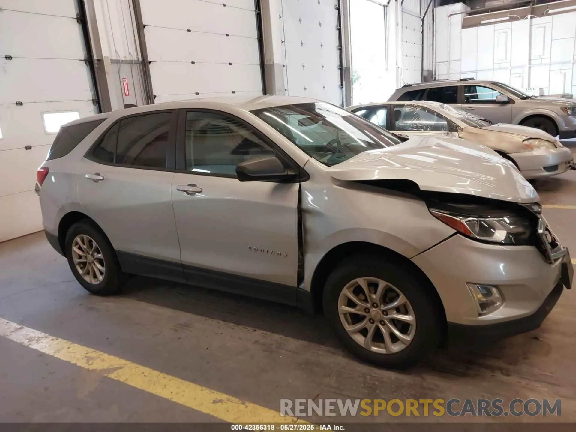 14 Photograph of a damaged car 2GNAXSEV6L6177350 CHEVROLET EQUINOX 2020
