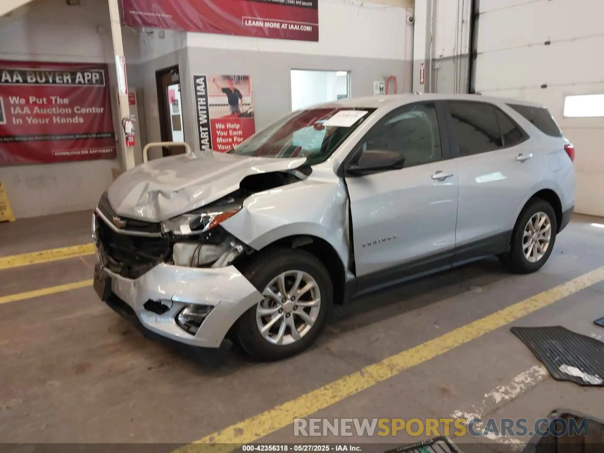 2 Photograph of a damaged car 2GNAXSEV6L6177350 CHEVROLET EQUINOX 2020