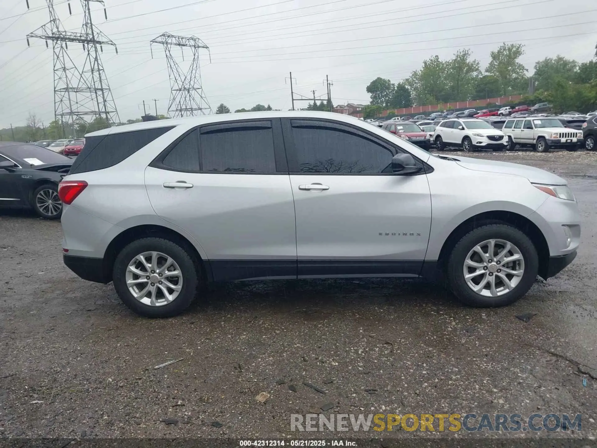 14 Photograph of a damaged car 2GNAXSEV6L6178918 CHEVROLET EQUINOX 2020