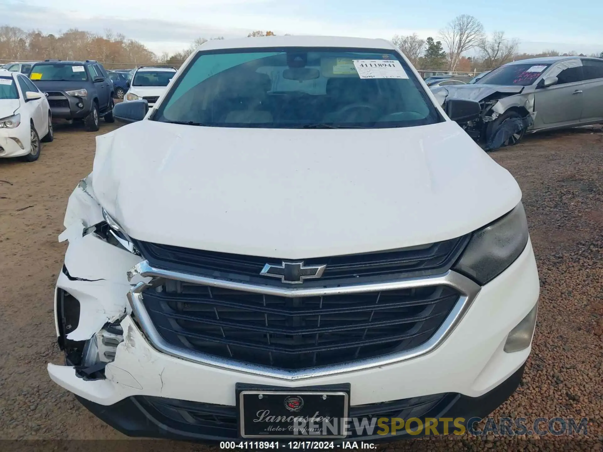 12 Photograph of a damaged car 2GNAXSEV7L6285623 CHEVROLET EQUINOX 2020