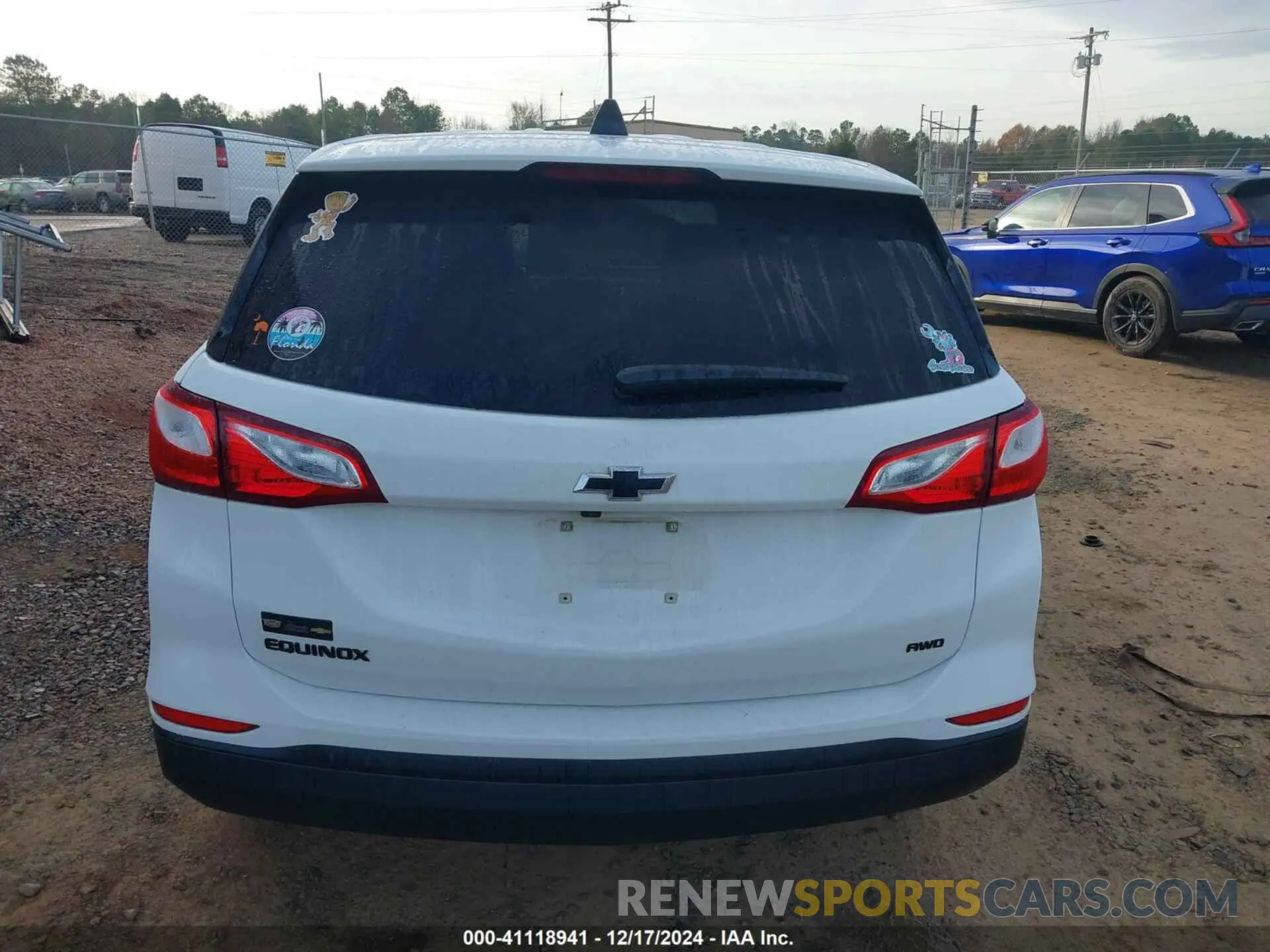 16 Photograph of a damaged car 2GNAXSEV7L6285623 CHEVROLET EQUINOX 2020