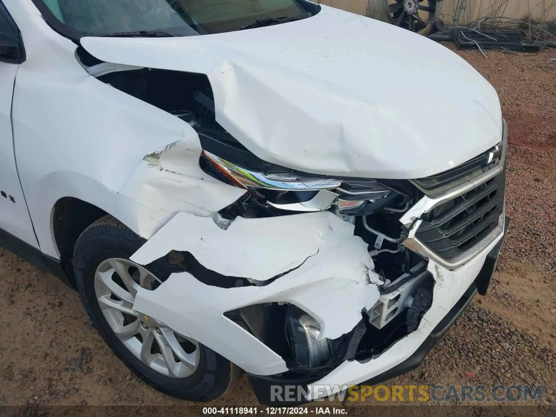 6 Photograph of a damaged car 2GNAXSEV7L6285623 CHEVROLET EQUINOX 2020