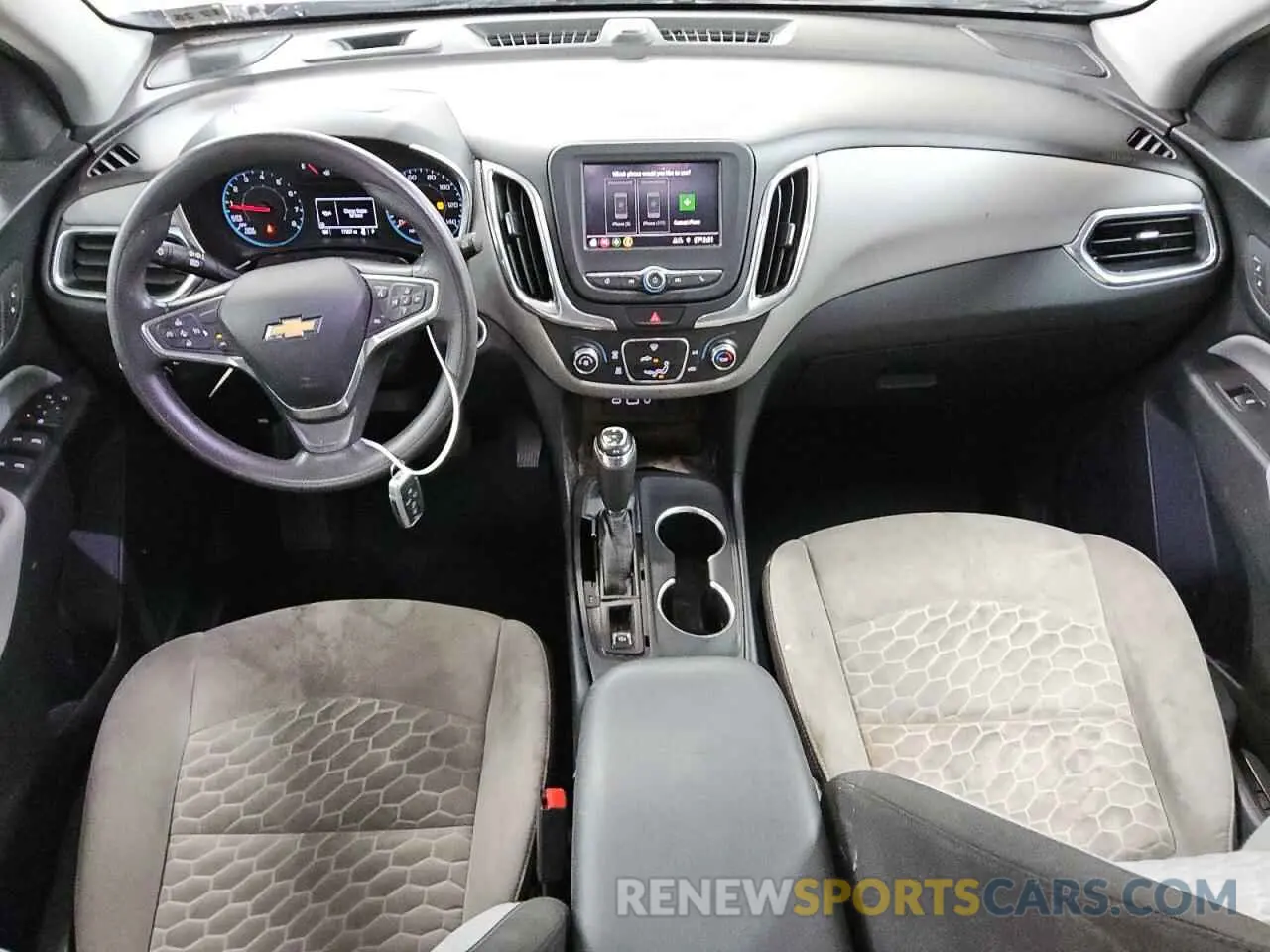 8 Photograph of a damaged car 2GNAXSEV8L6174059 CHEVROLET EQUINOX 2020