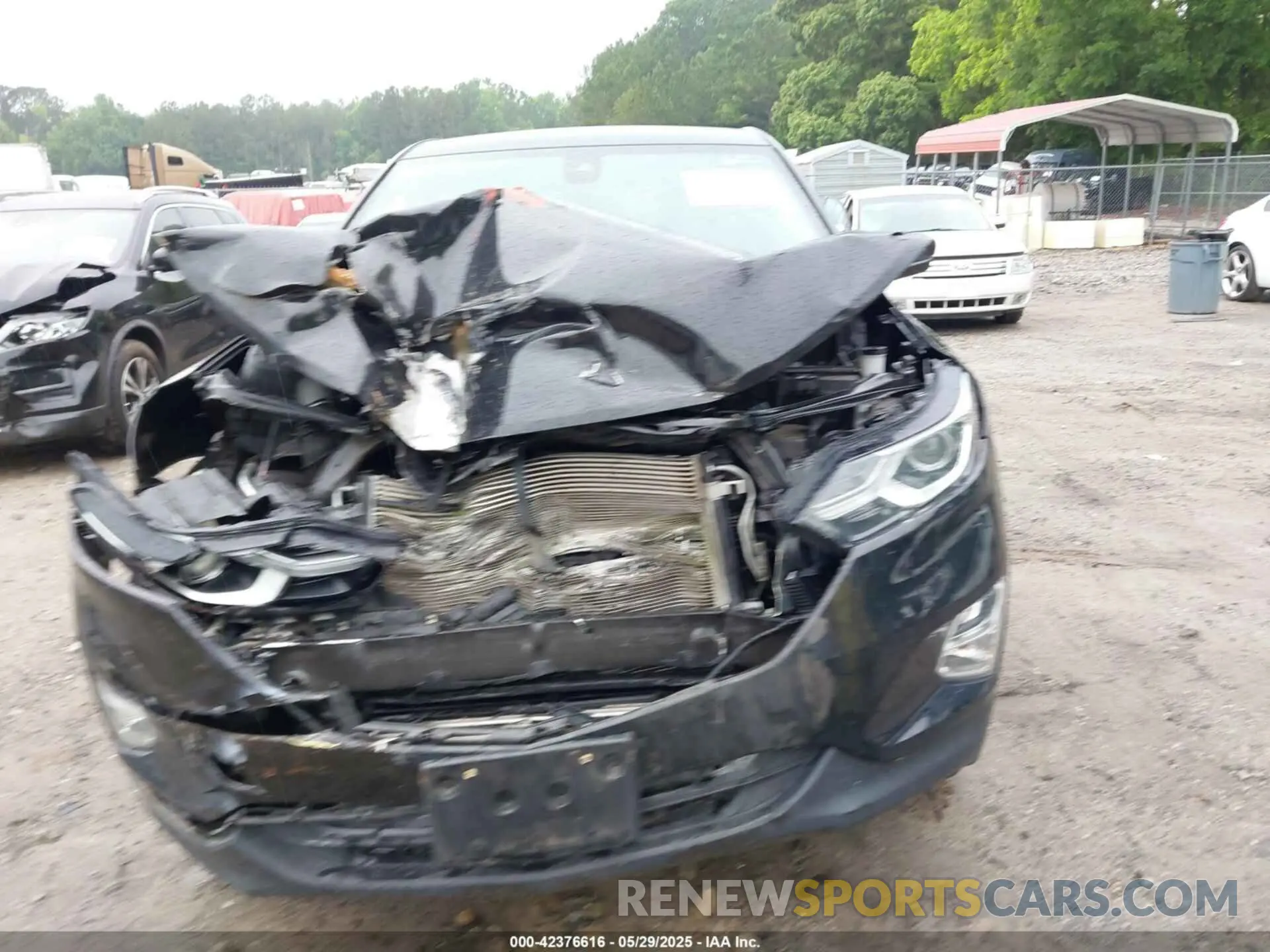 12 Photograph of a damaged car 2GNAXSEV8L6225124 CHEVROLET EQUINOX 2020