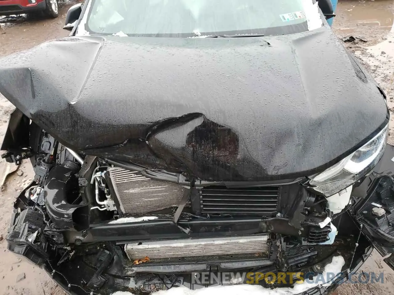 12 Photograph of a damaged car 2GNAXSEVXL6208387 CHEVROLET EQUINOX 2020