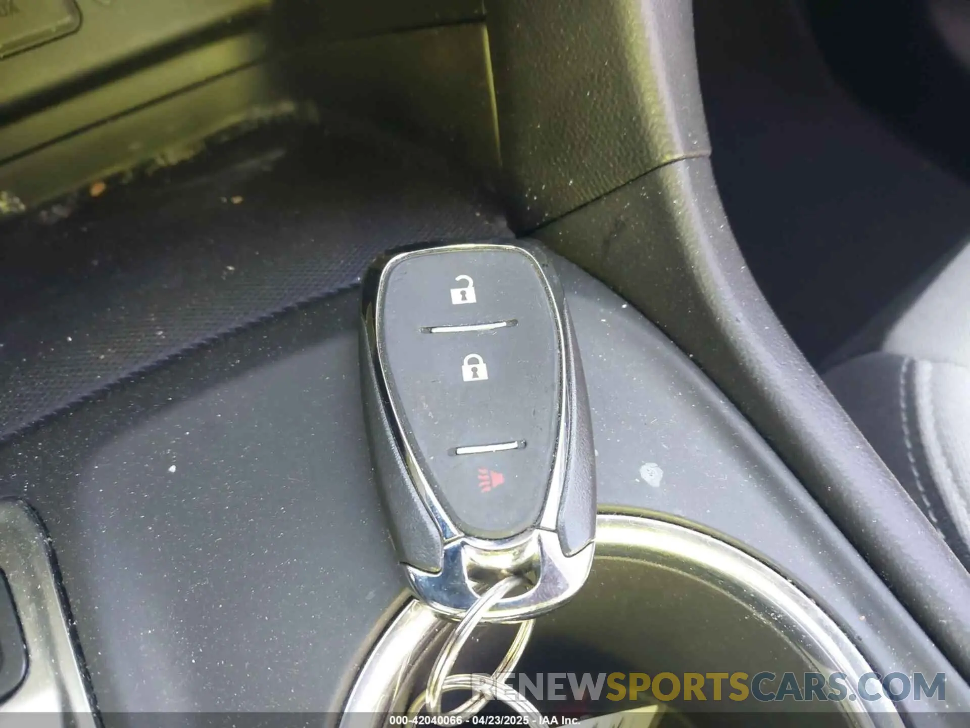 11 Photograph of a damaged car 2GNAXSEVXL6266547 CHEVROLET EQUINOX 2020