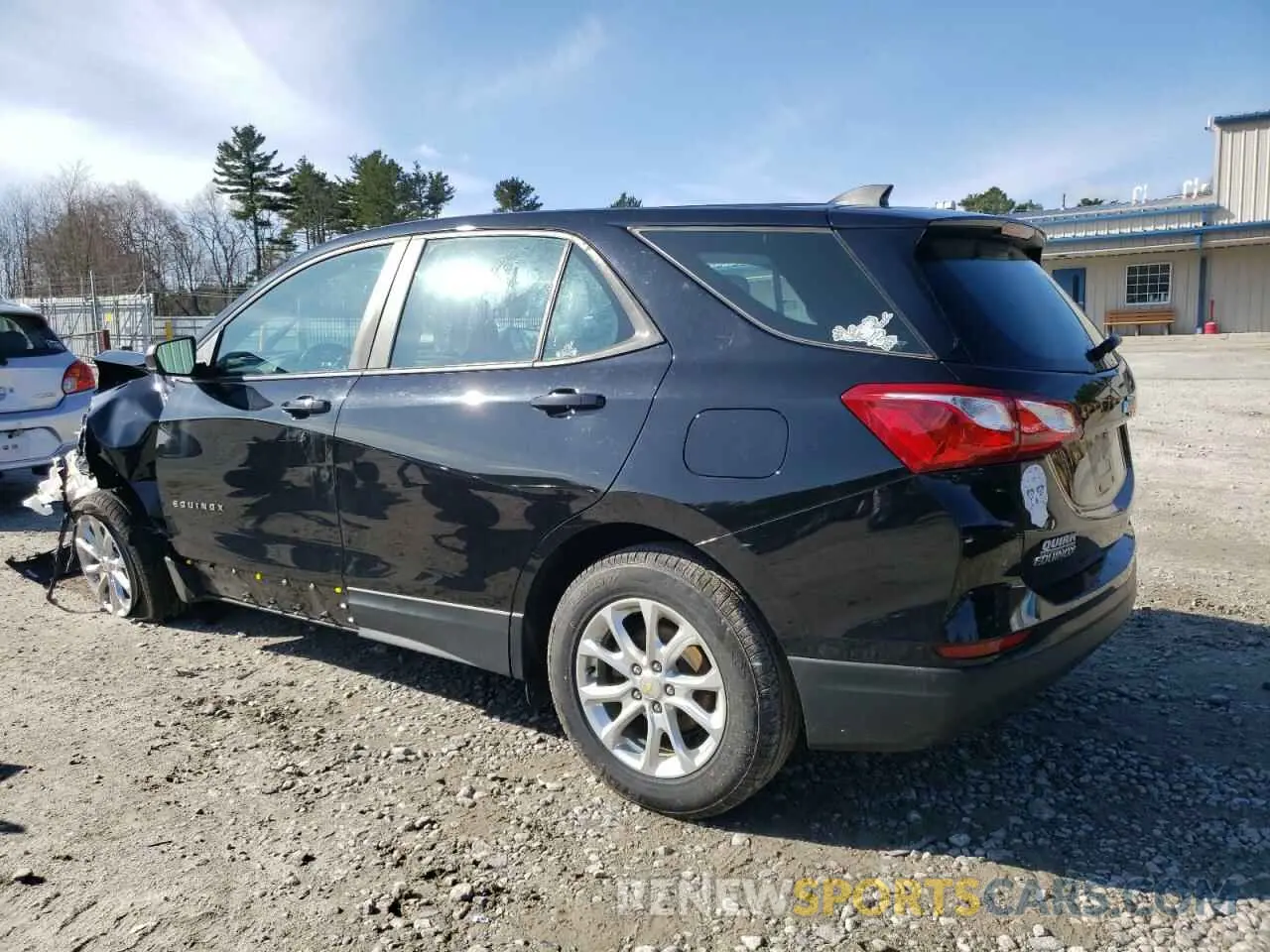 2 Photograph of a damaged car 2GNAXSEVXL6275376 CHEVROLET EQUINOX 2020