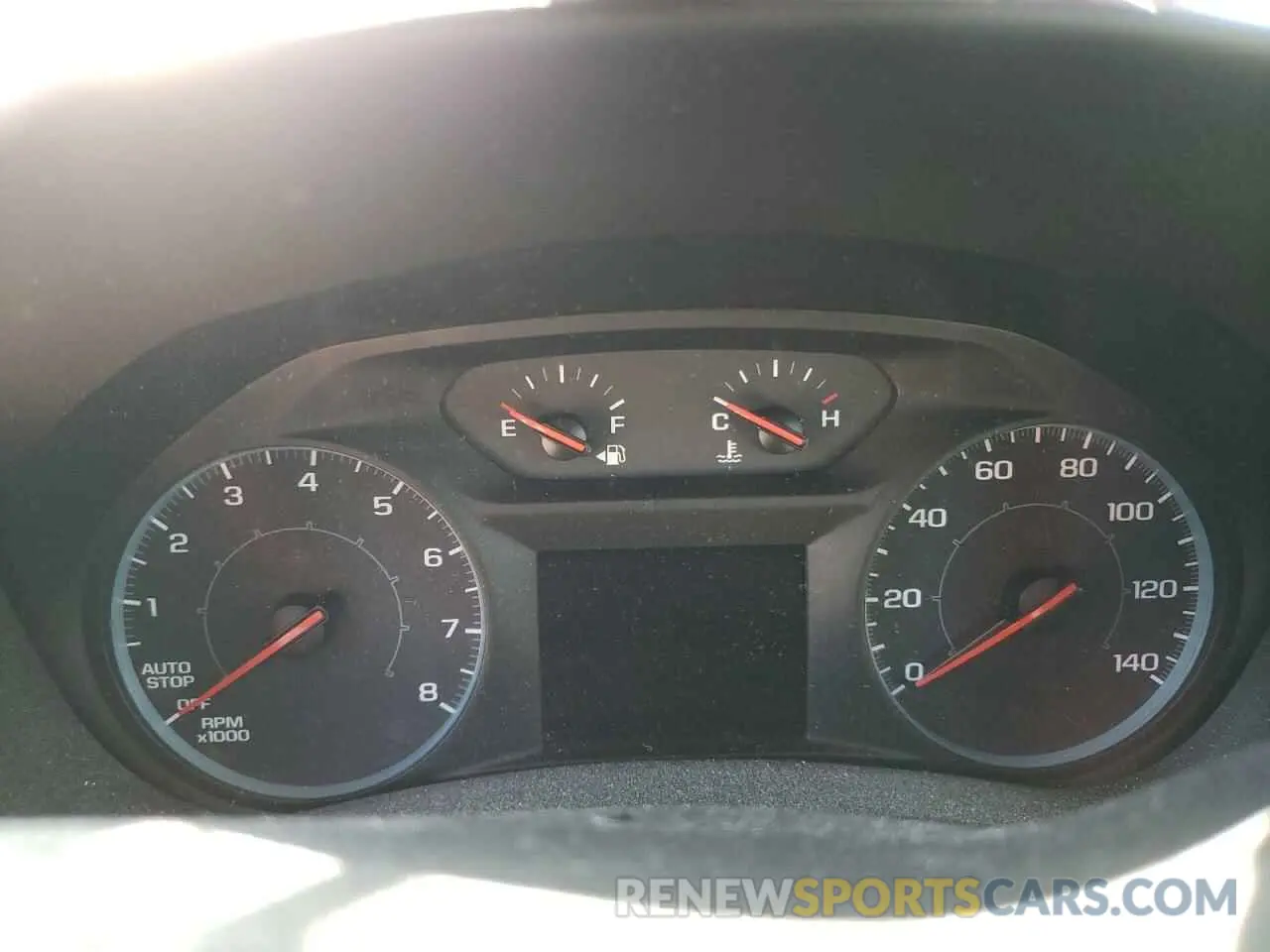 9 Photograph of a damaged car 2GNAXSEVXL6275376 CHEVROLET EQUINOX 2020