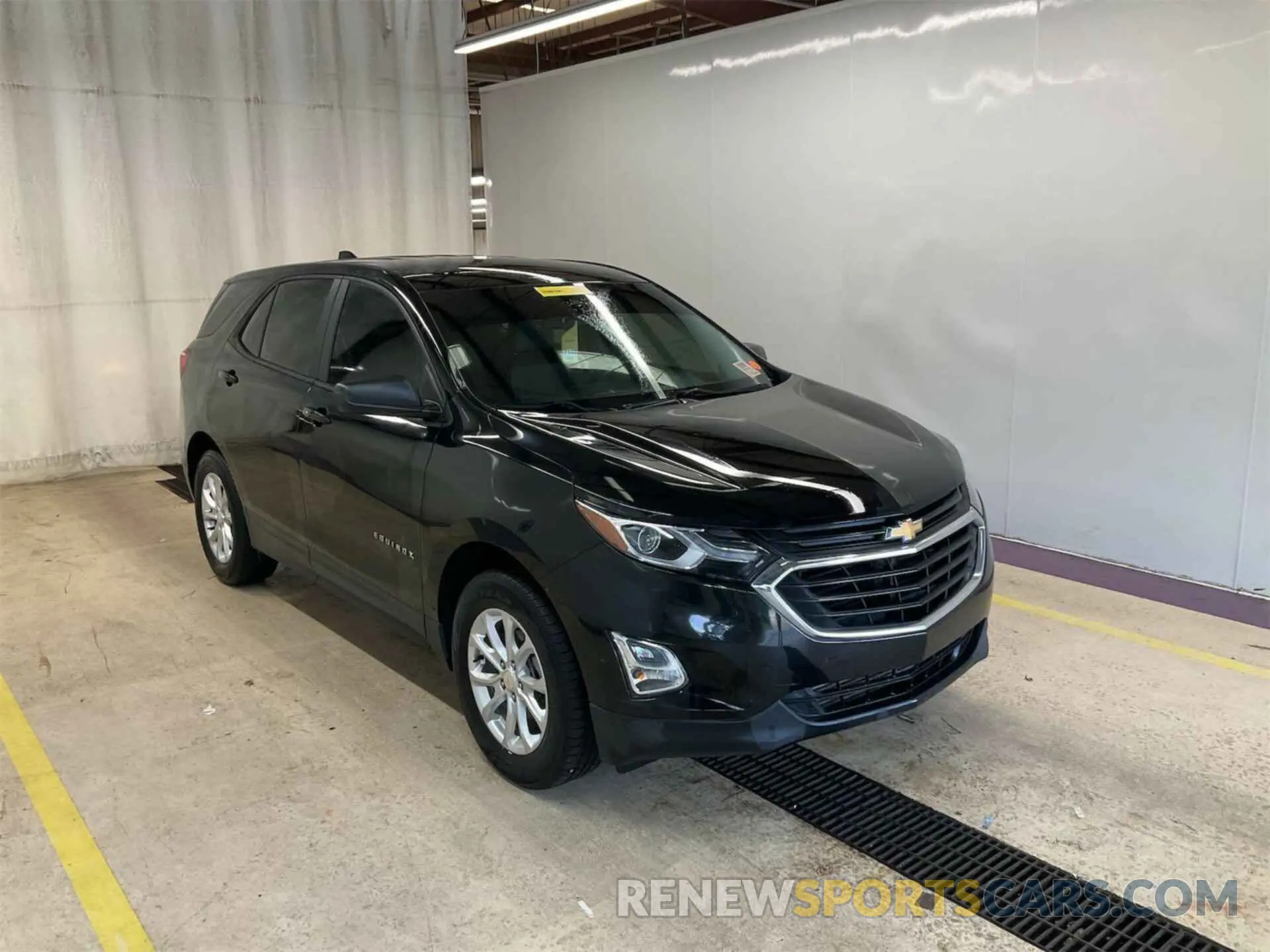 2 Photograph of a damaged car 2GNAXSEVXL6279458 CHEVROLET EQUINOX 2020