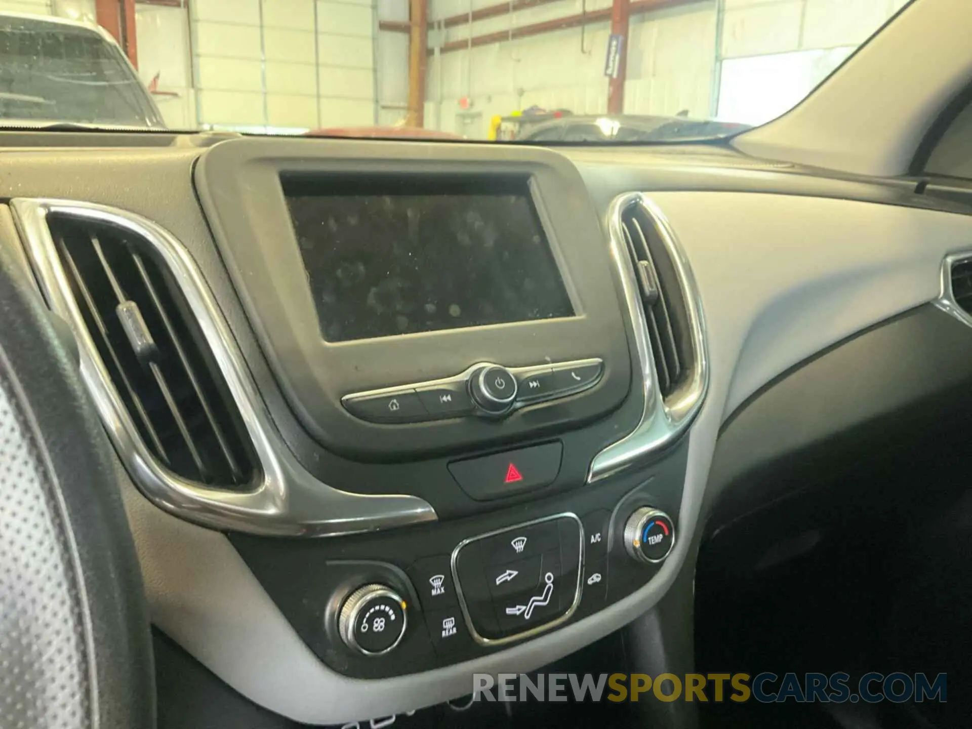 20 Photograph of a damaged car 2GNAXSEVXL6279458 CHEVROLET EQUINOX 2020