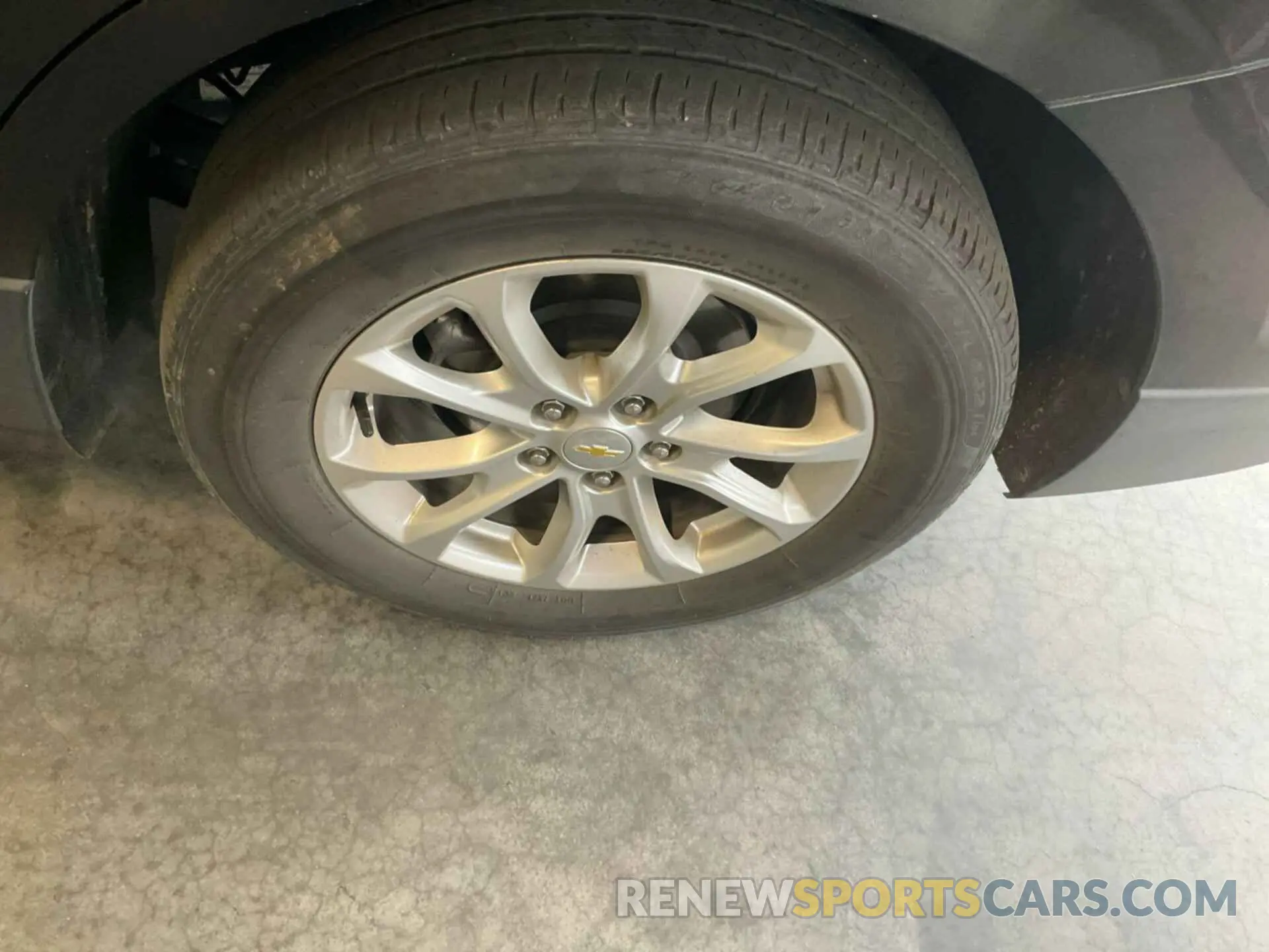 4 Photograph of a damaged car 2GNAXSEVXL6279458 CHEVROLET EQUINOX 2020