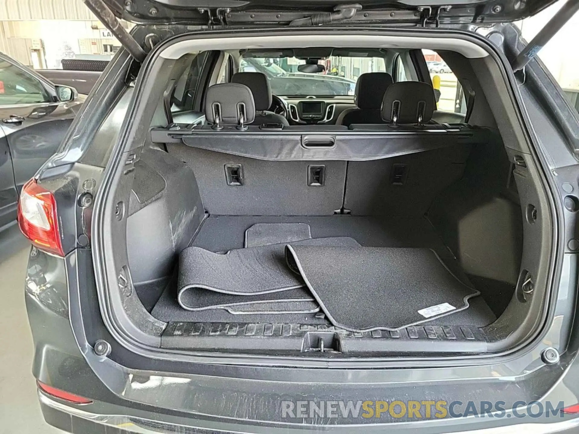 15 Photograph of a damaged car 2GNAXTEV0L6230436 CHEVROLET EQUINOX 2020