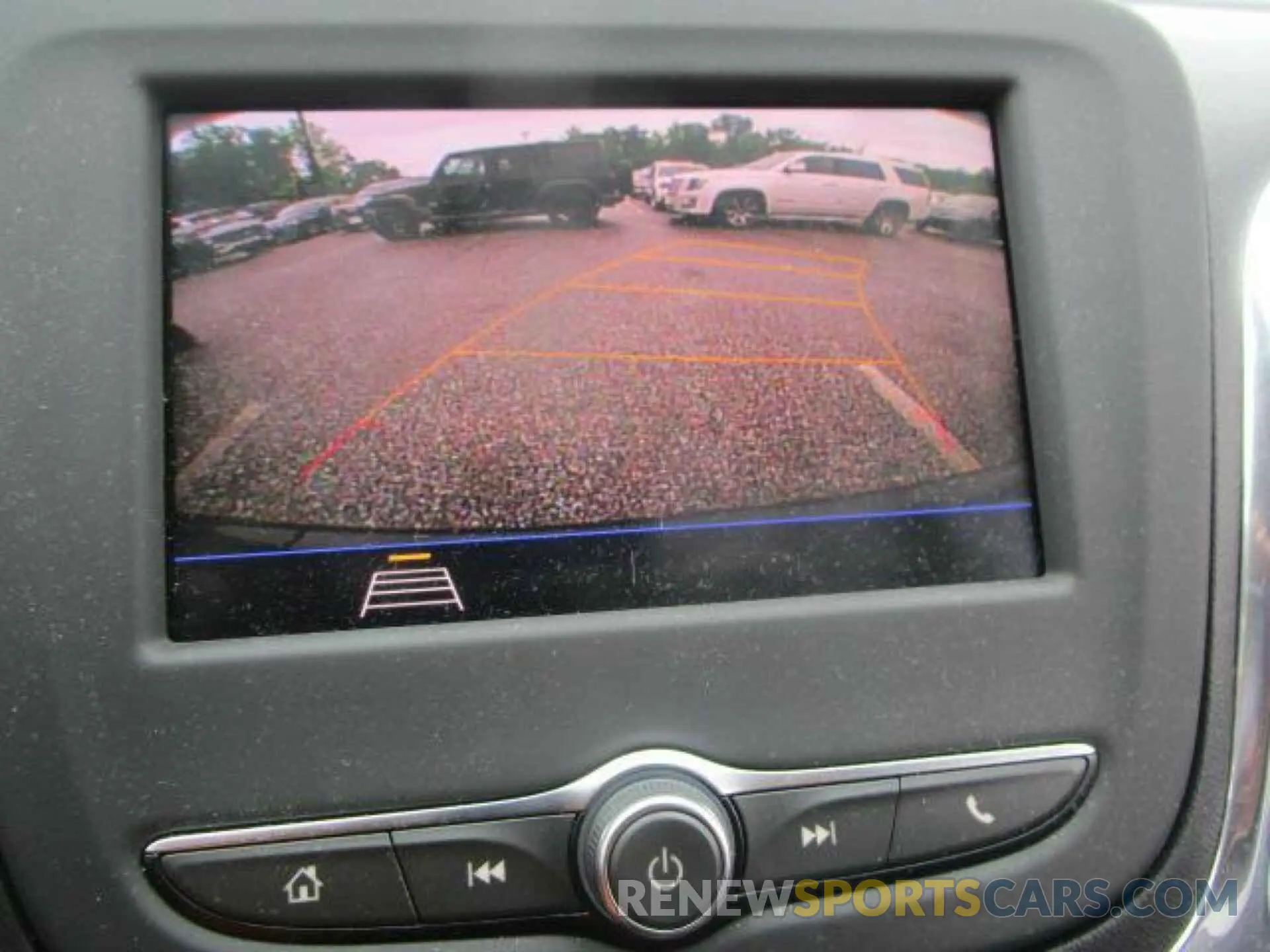 10 Photograph of a damaged car 2GNAXTEV0L6258267 CHEVROLET EQUINOX 2020