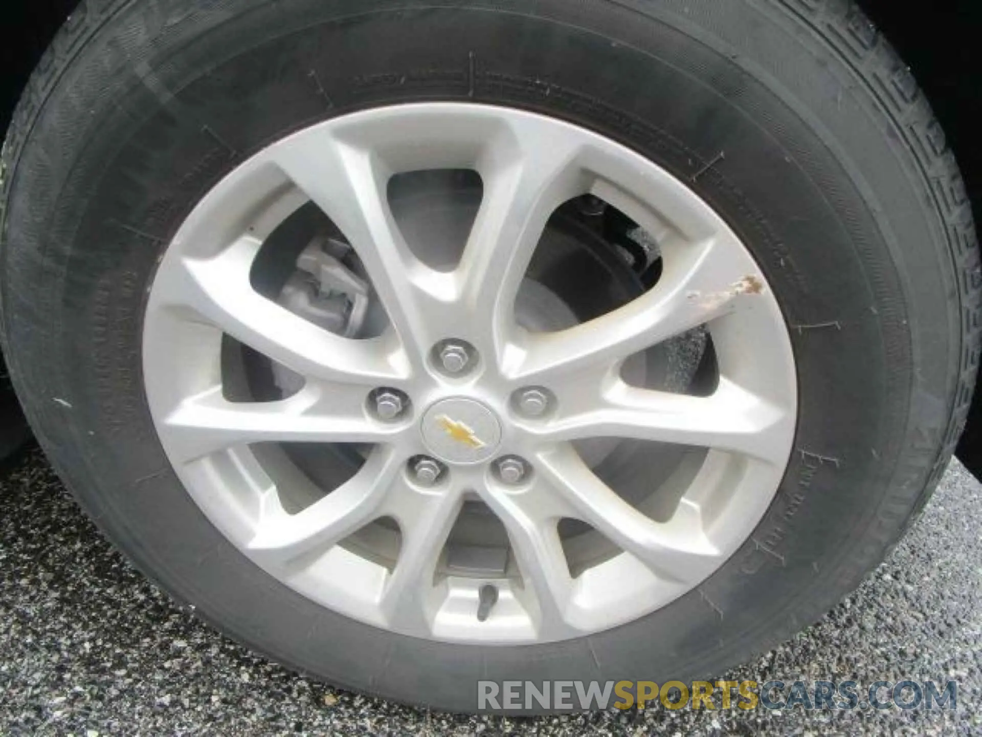 6 Photograph of a damaged car 2GNAXTEV0L6258267 CHEVROLET EQUINOX 2020