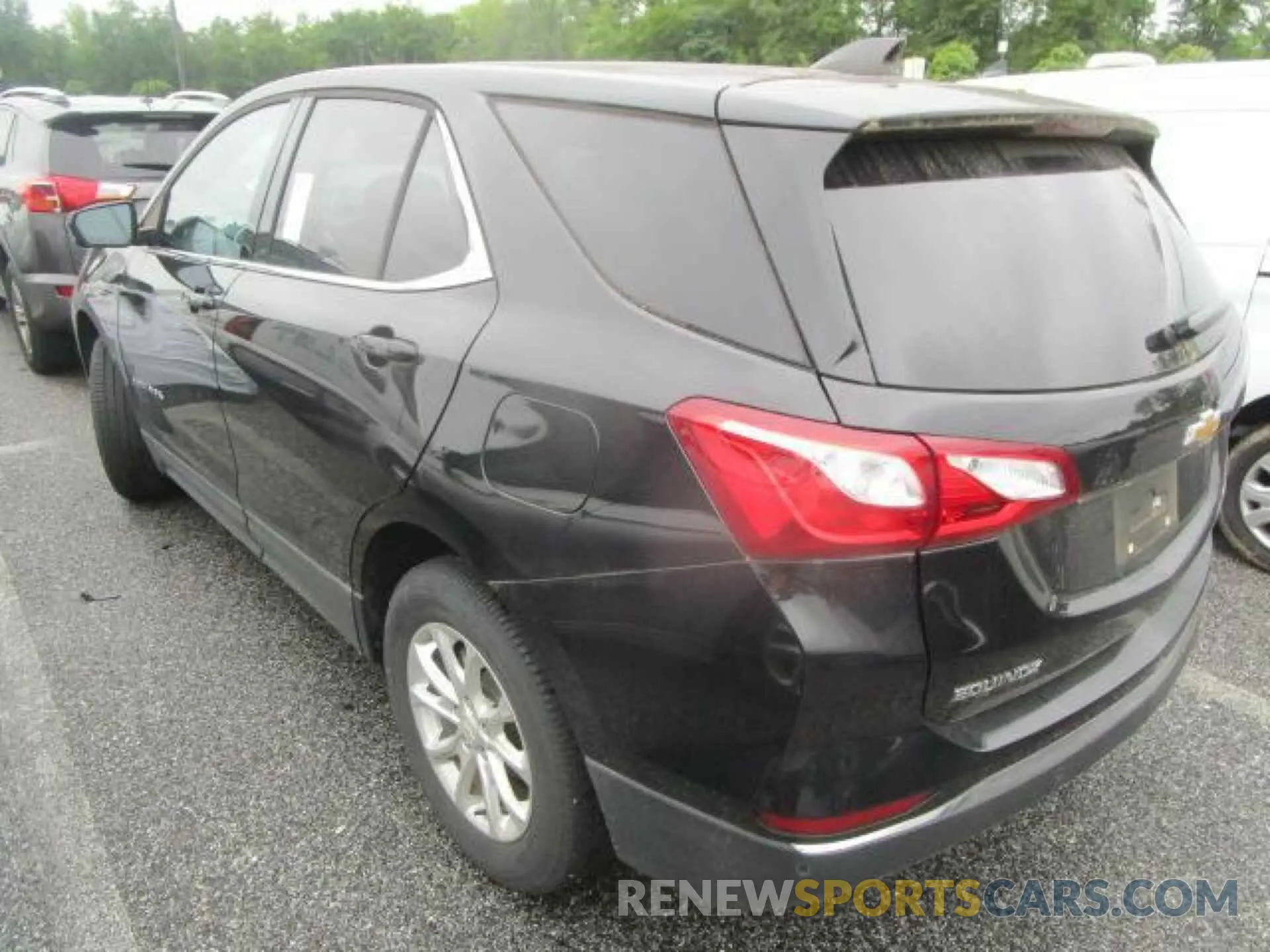 8 Photograph of a damaged car 2GNAXTEV0L6258267 CHEVROLET EQUINOX 2020