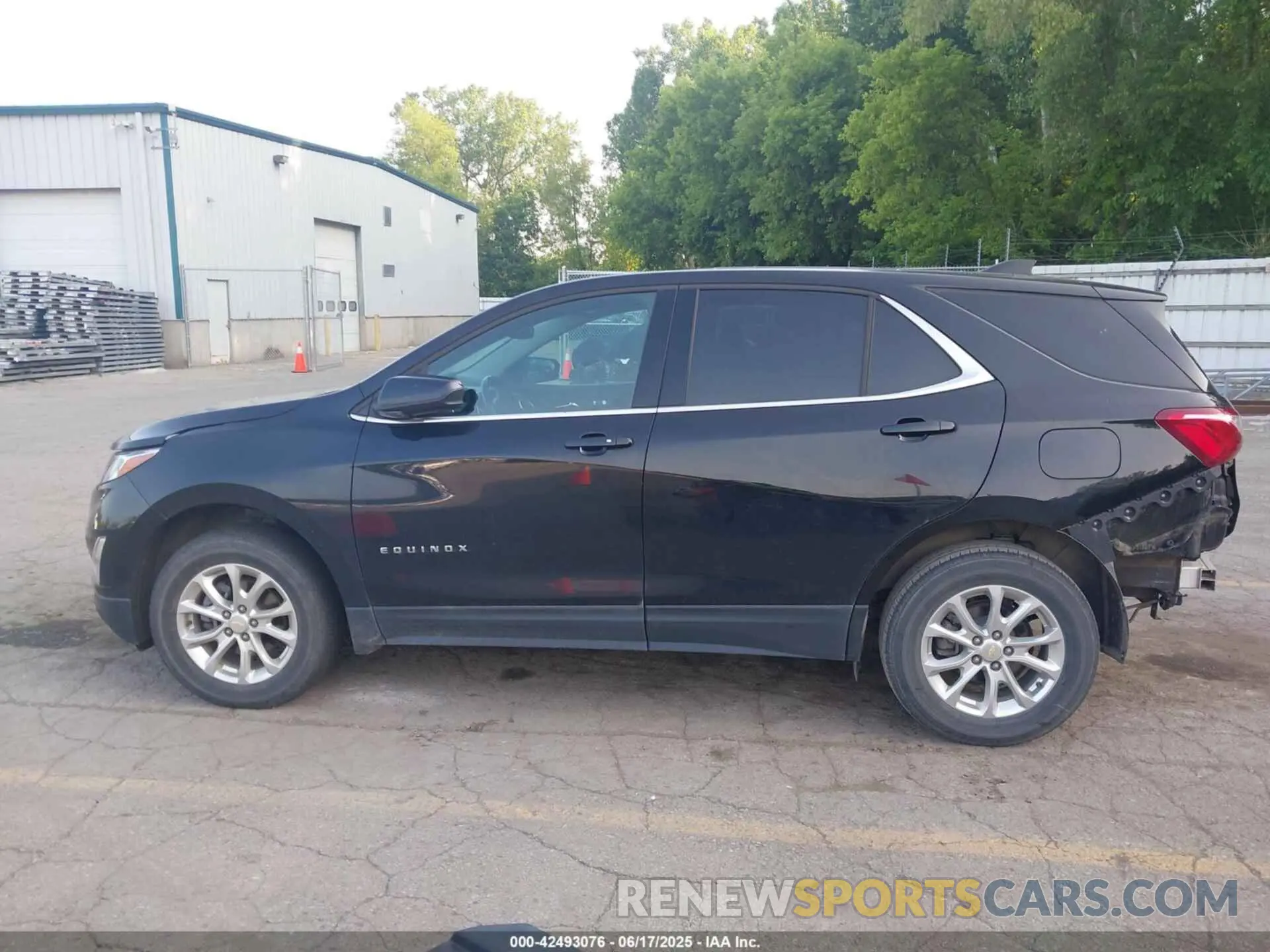 14 Photograph of a damaged car 2GNAXTEV0L6282990 CHEVROLET EQUINOX 2020