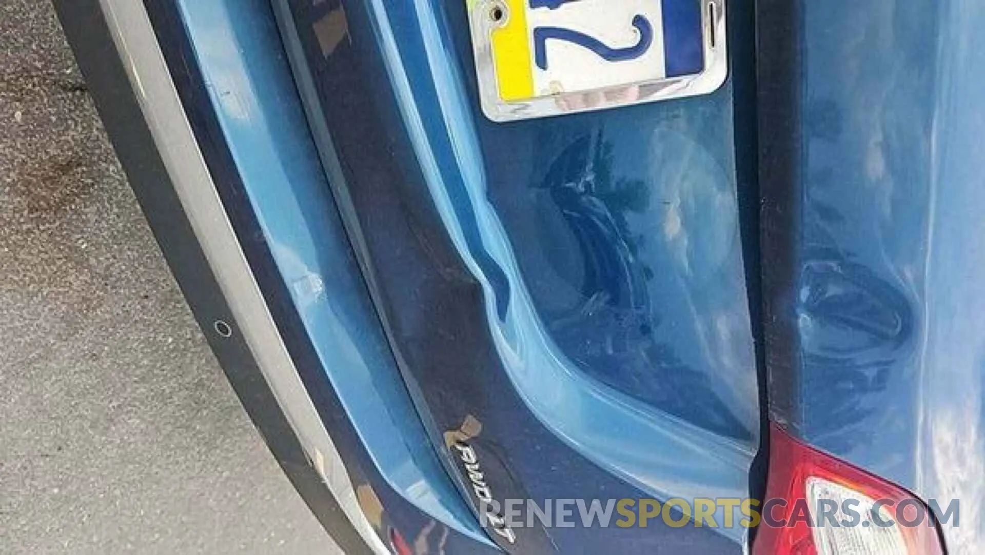 19 Photograph of a damaged car 2GNAXTEV1L6152040 CHEVROLET EQUINOX 2020