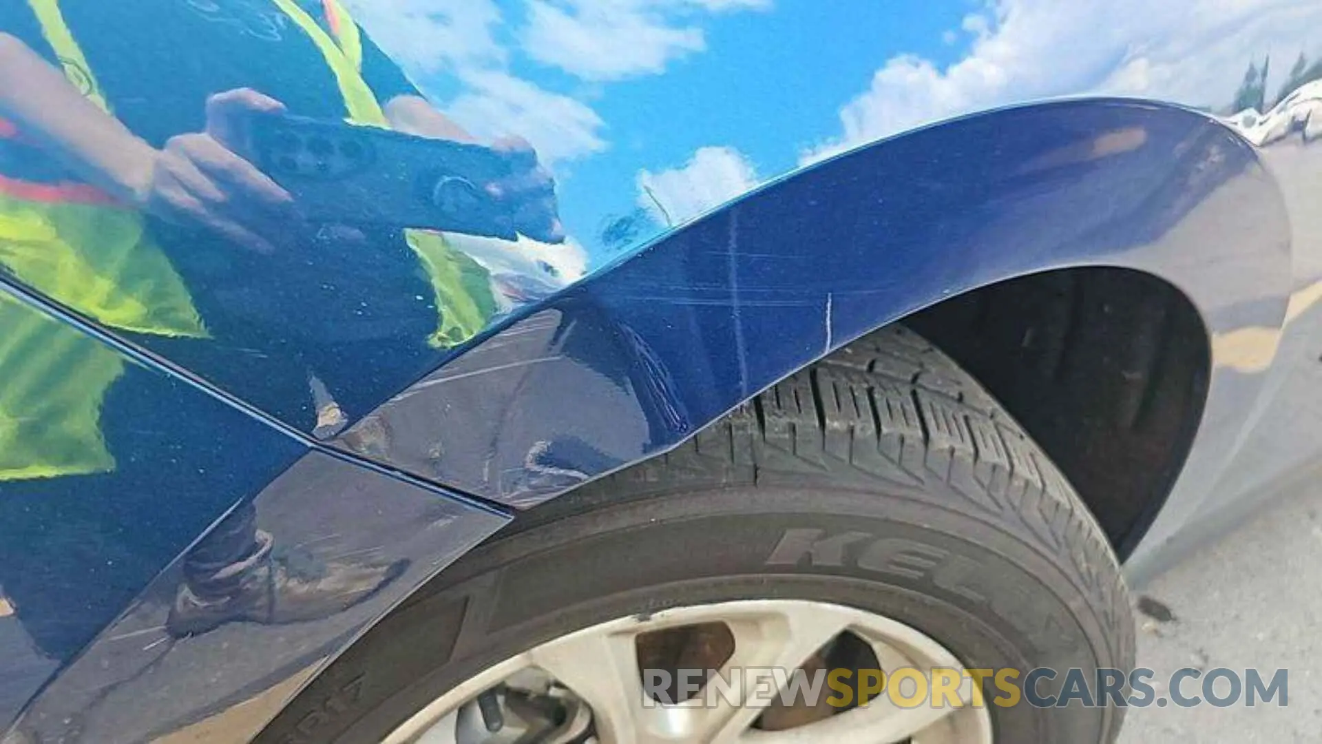 21 Photograph of a damaged car 2GNAXTEV1L6152040 CHEVROLET EQUINOX 2020
