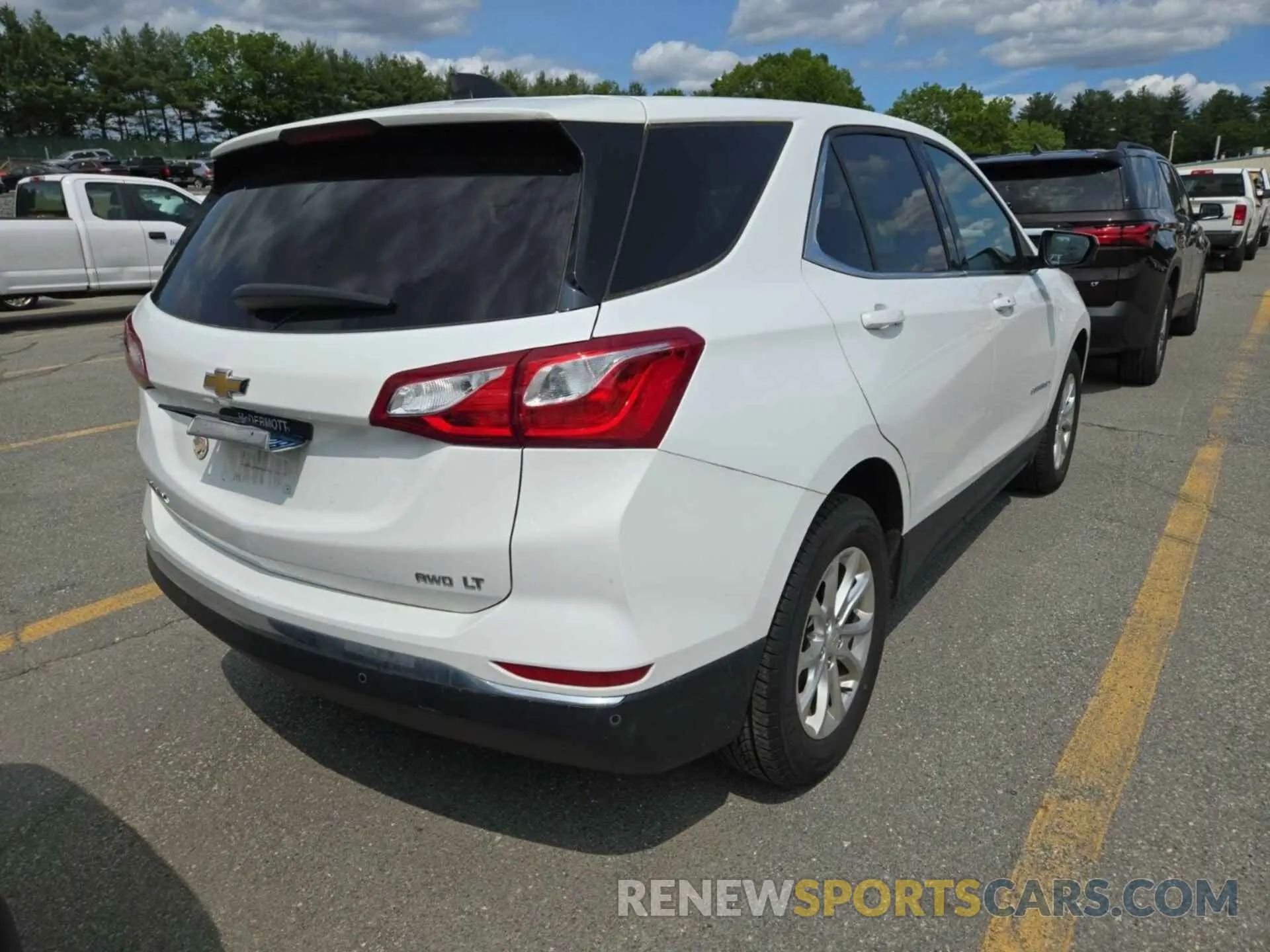 42 Photograph of a damaged car 2GNAXTEV1L6156735 CHEVROLET EQUINOX 2020
