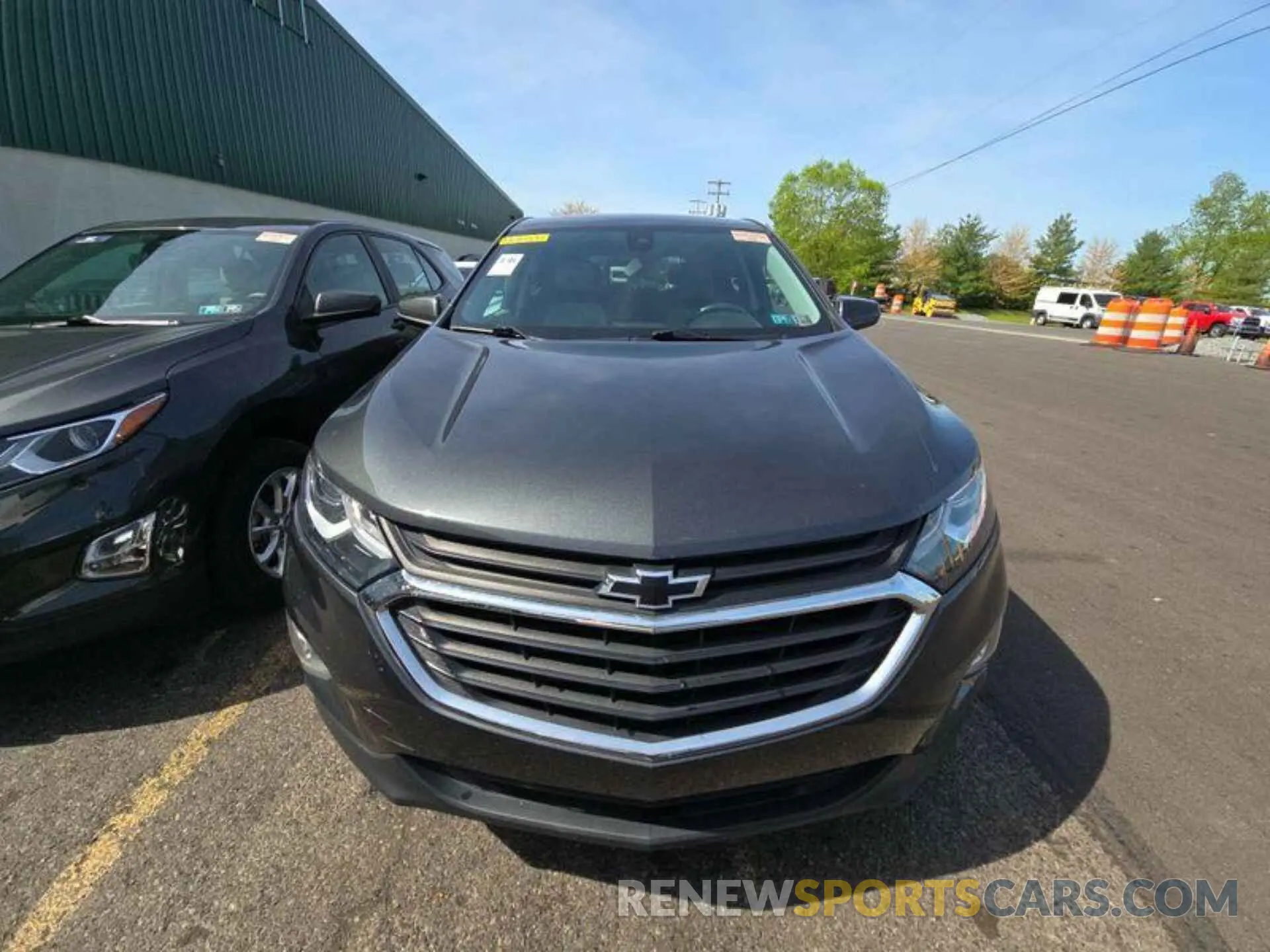 19 Photograph of a damaged car 2GNAXTEV1L6169758 CHEVROLET EQUINOX 2020