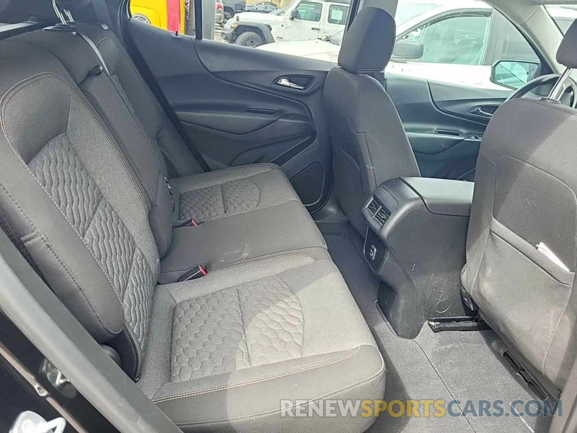 20 Photograph of a damaged car 2GNAXTEV1L6231708 CHEVROLET EQUINOX 2020