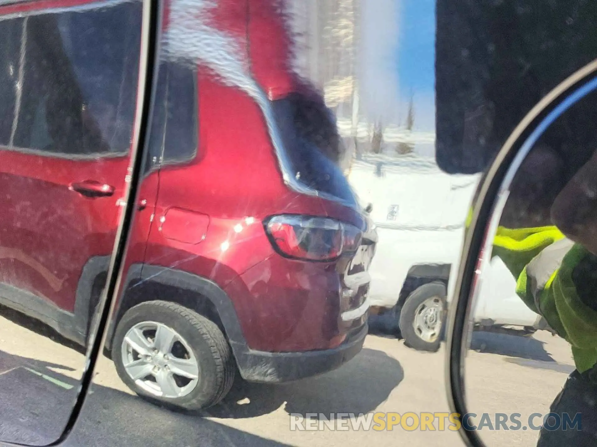 3 Photograph of a damaged car 2GNAXTEV1L6231708 CHEVROLET EQUINOX 2020