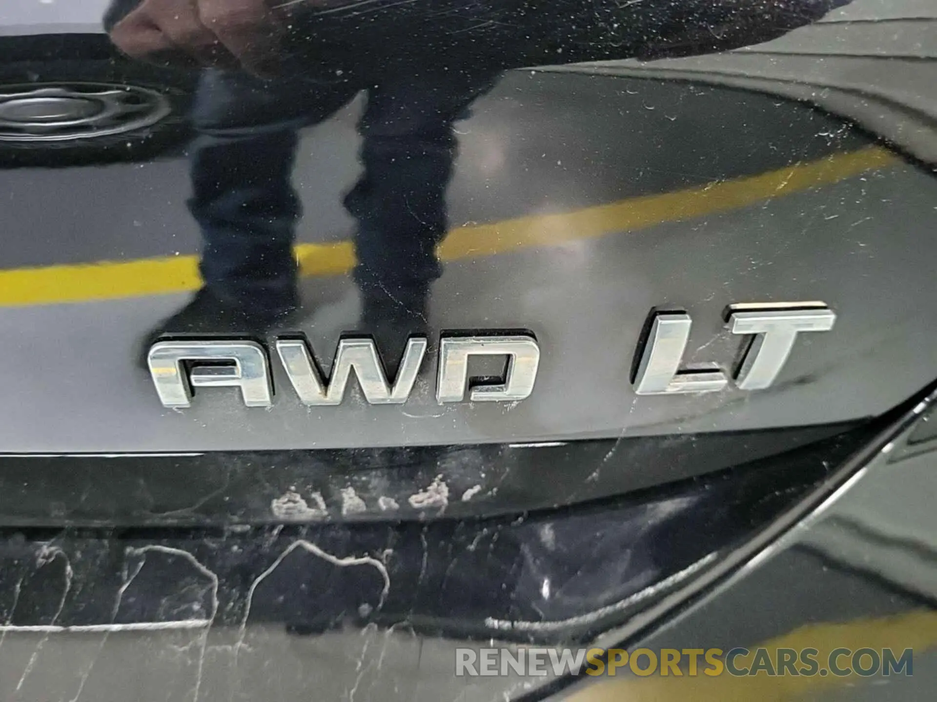 17 Photograph of a damaged car 2GNAXTEV1L6231840 CHEVROLET EQUINOX 2020