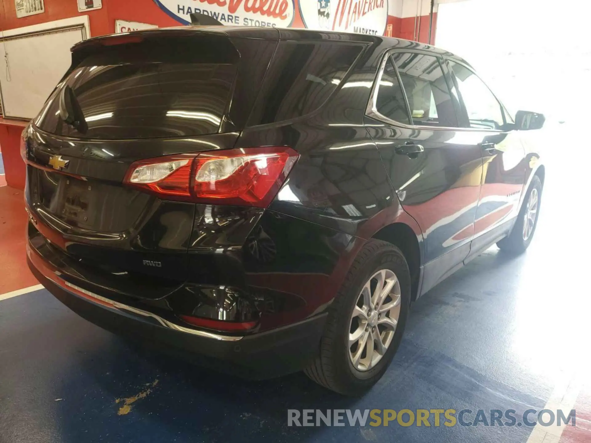 24 Photograph of a damaged car 2GNAXTEV1L6246502 CHEVROLET EQUINOX 2020