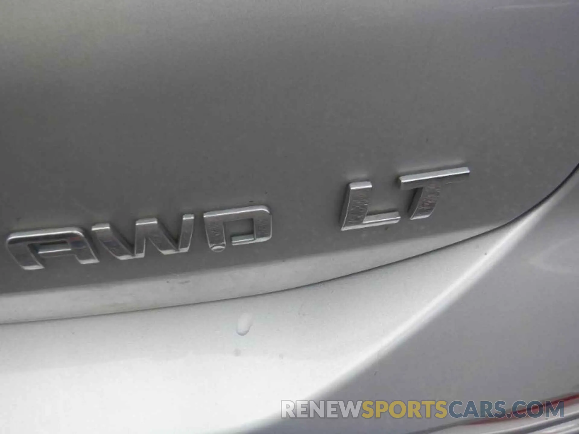 19 Photograph of a damaged car 2GNAXTEV2L6156436 CHEVROLET EQUINOX 2020