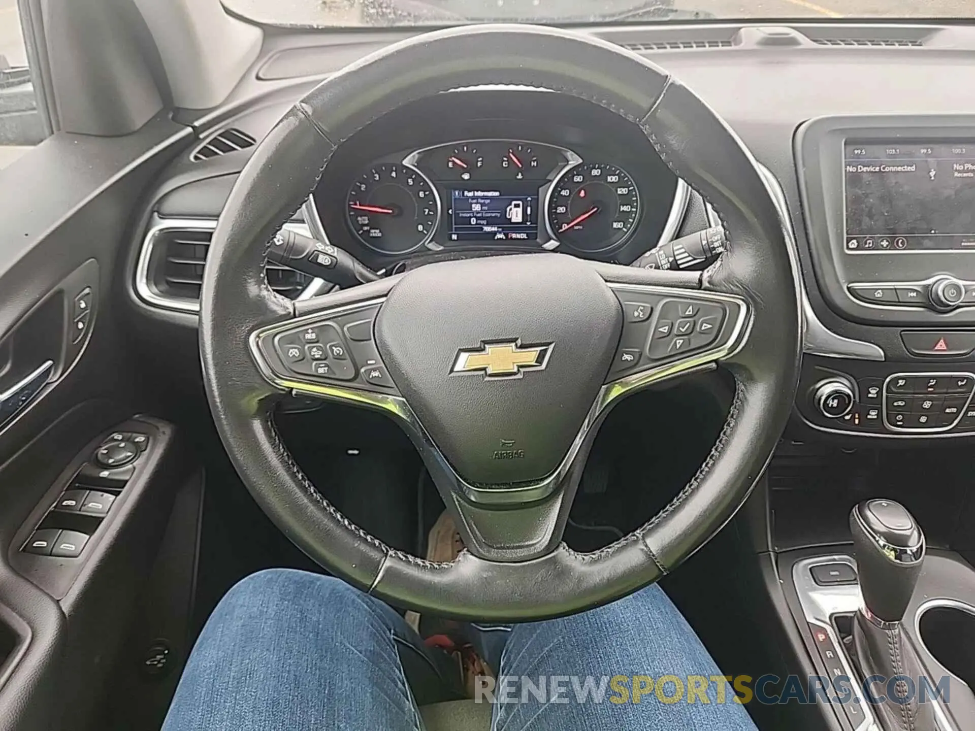17 Photograph of a damaged car 2GNAXTEV2L6235539 CHEVROLET EQUINOX 2020