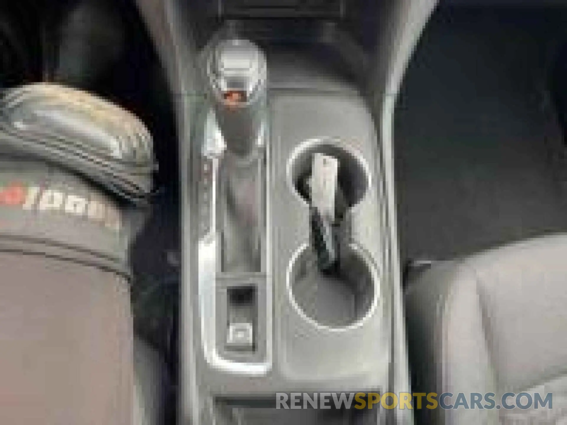 11 Photograph of a damaged car 2GNAXTEV2L6242331 CHEVROLET EQUINOX 2020