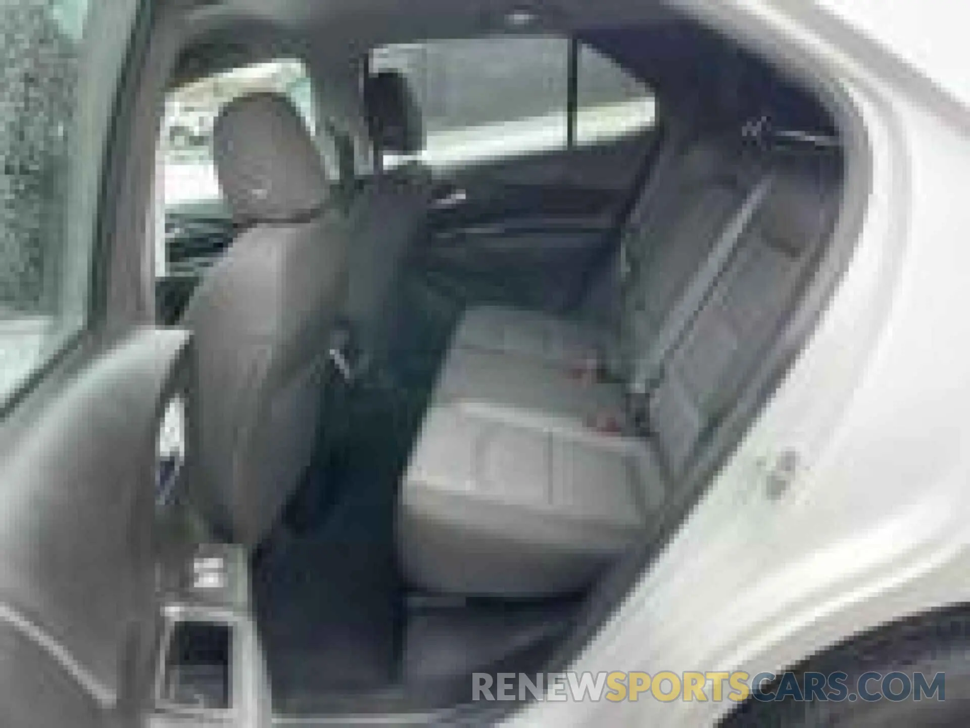 35 Photograph of a damaged car 2GNAXTEV2L6242331 CHEVROLET EQUINOX 2020