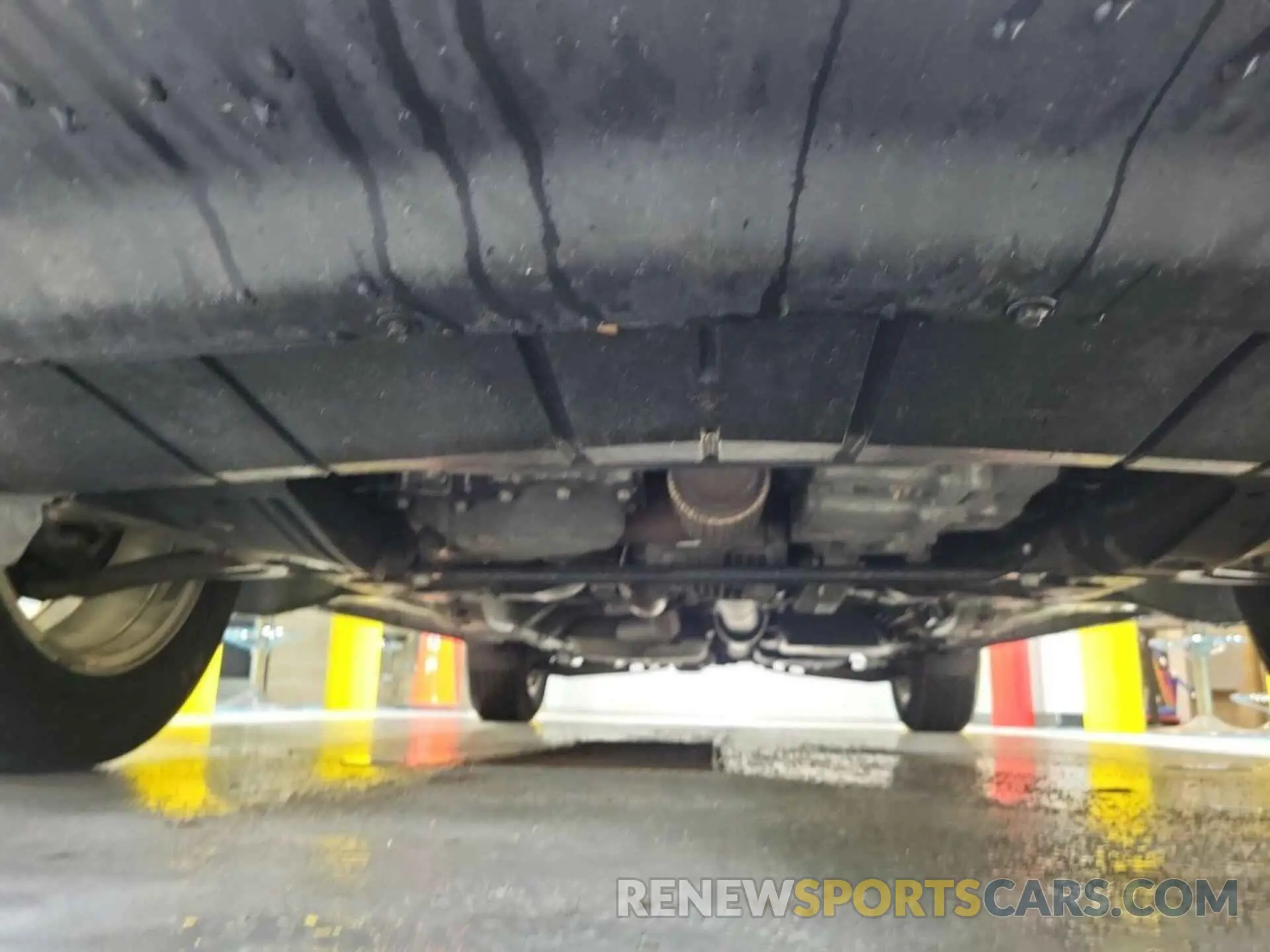 52 Photograph of a damaged car 2GNAXTEV2L6262790 CHEVROLET EQUINOX 2020