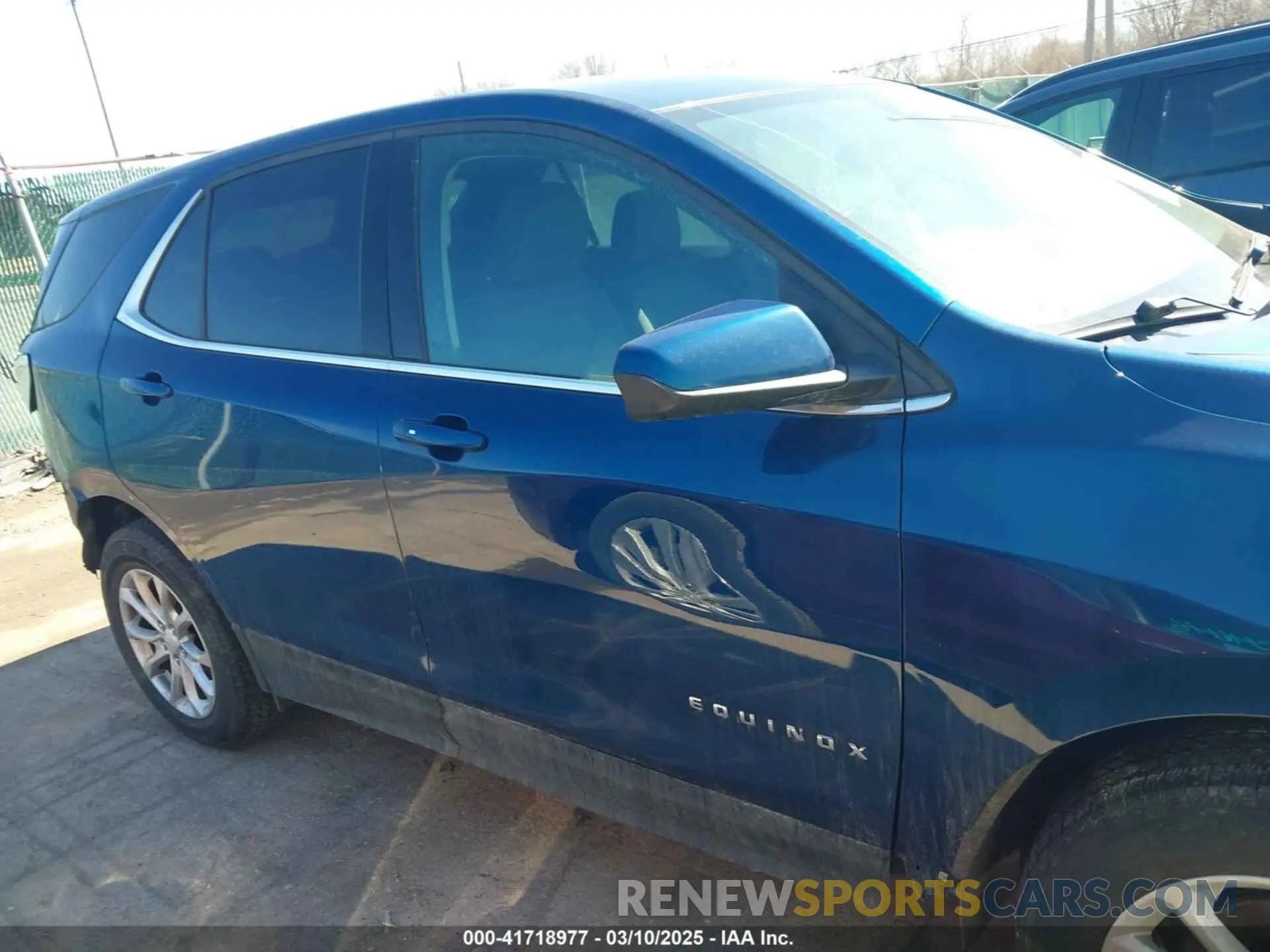 13 Photograph of a damaged car 2GNAXTEV3L6134123 CHEVROLET EQUINOX 2020
