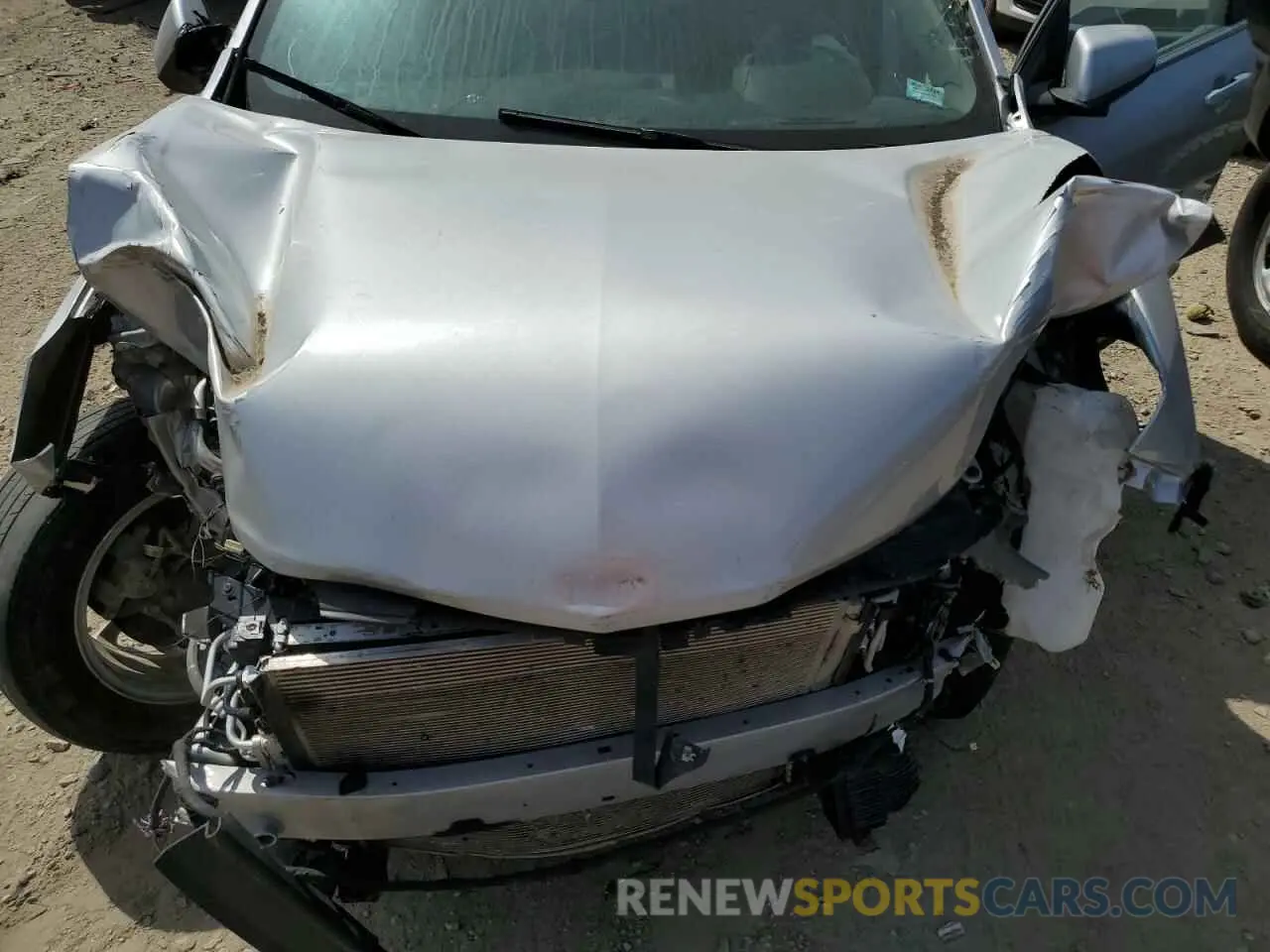12 Photograph of a damaged car 2GNAXTEV3L6146434 CHEVROLET EQUINOX 2020