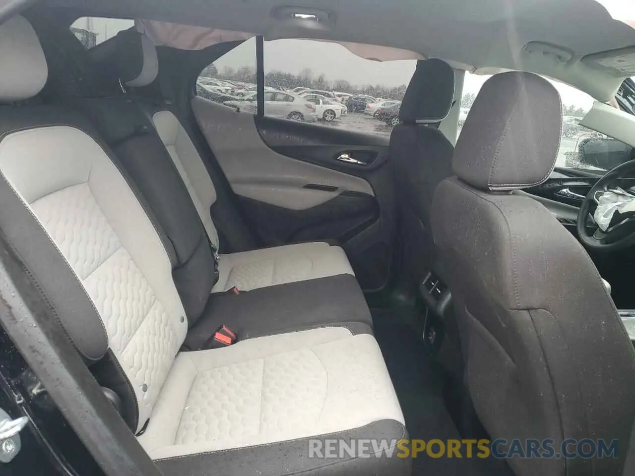 12 Photograph of a damaged car 2GNAXTEV3L6190367 CHEVROLET EQUINOX 2020