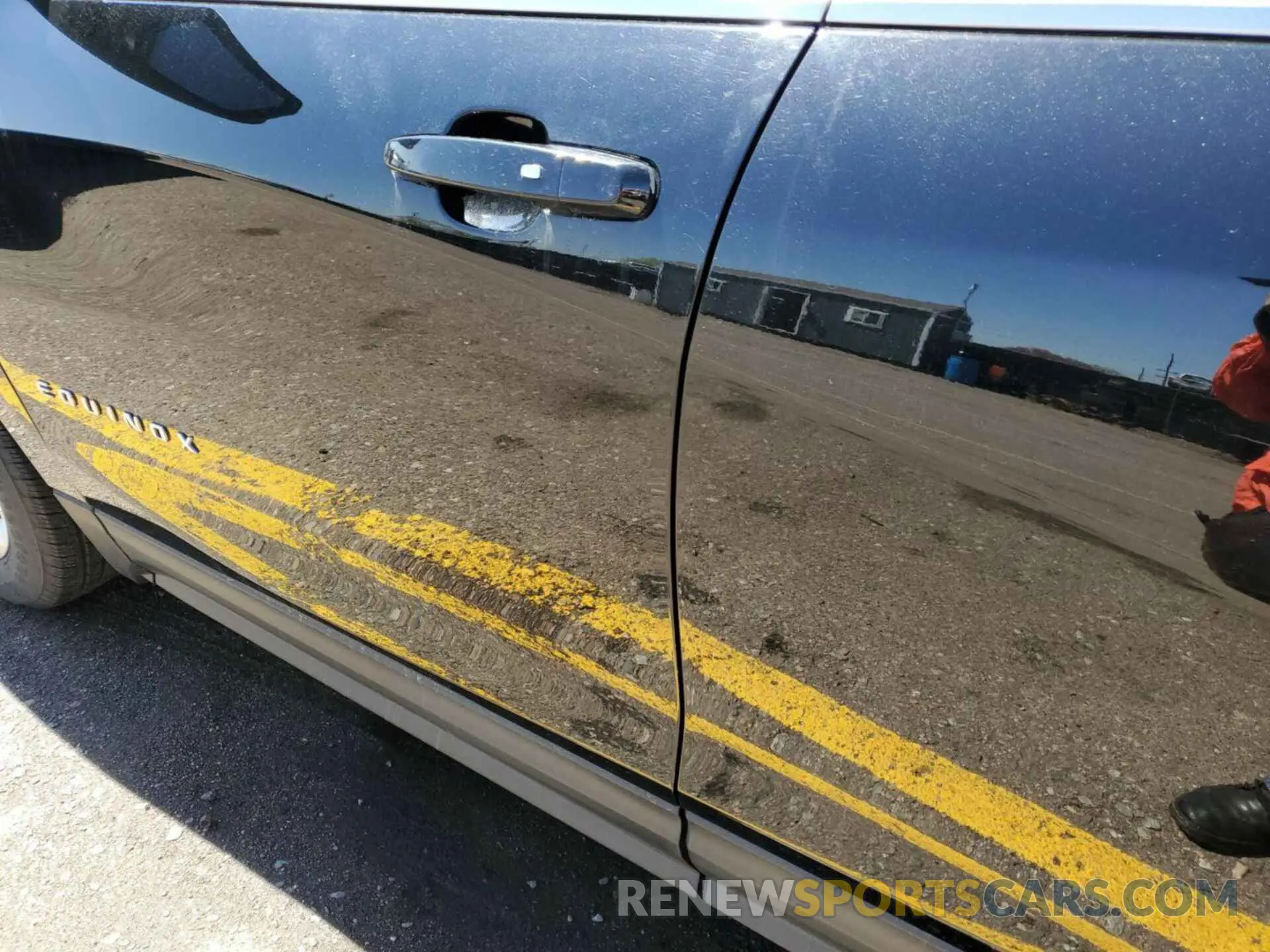 10 Photograph of a damaged car 2GNAXTEV3L6232116 CHEVROLET EQUINOX 2020