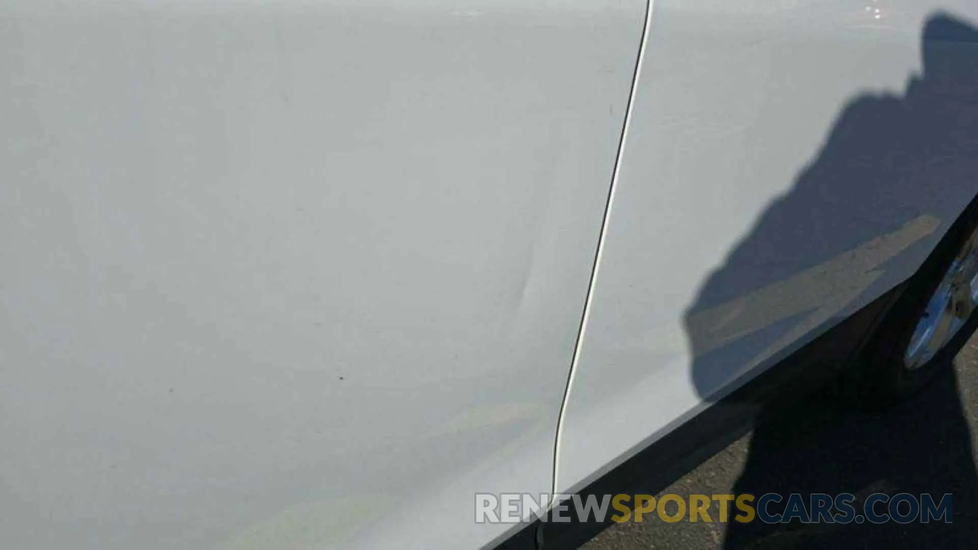 19 Photograph of a damaged car 2GNAXTEV3L6233721 CHEVROLET EQUINOX 2020