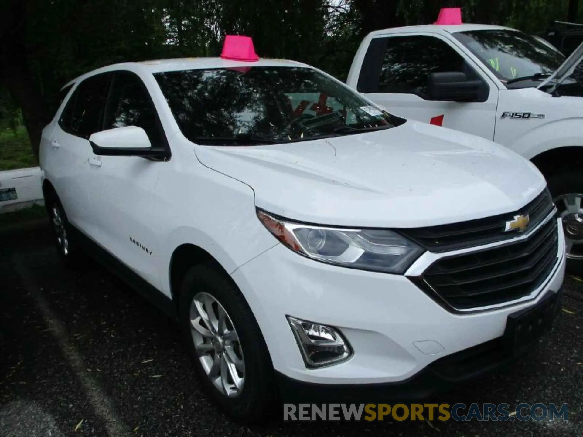 2 Photograph of a damaged car 2GNAXTEV3L6244010 CHEVROLET EQUINOX 2020