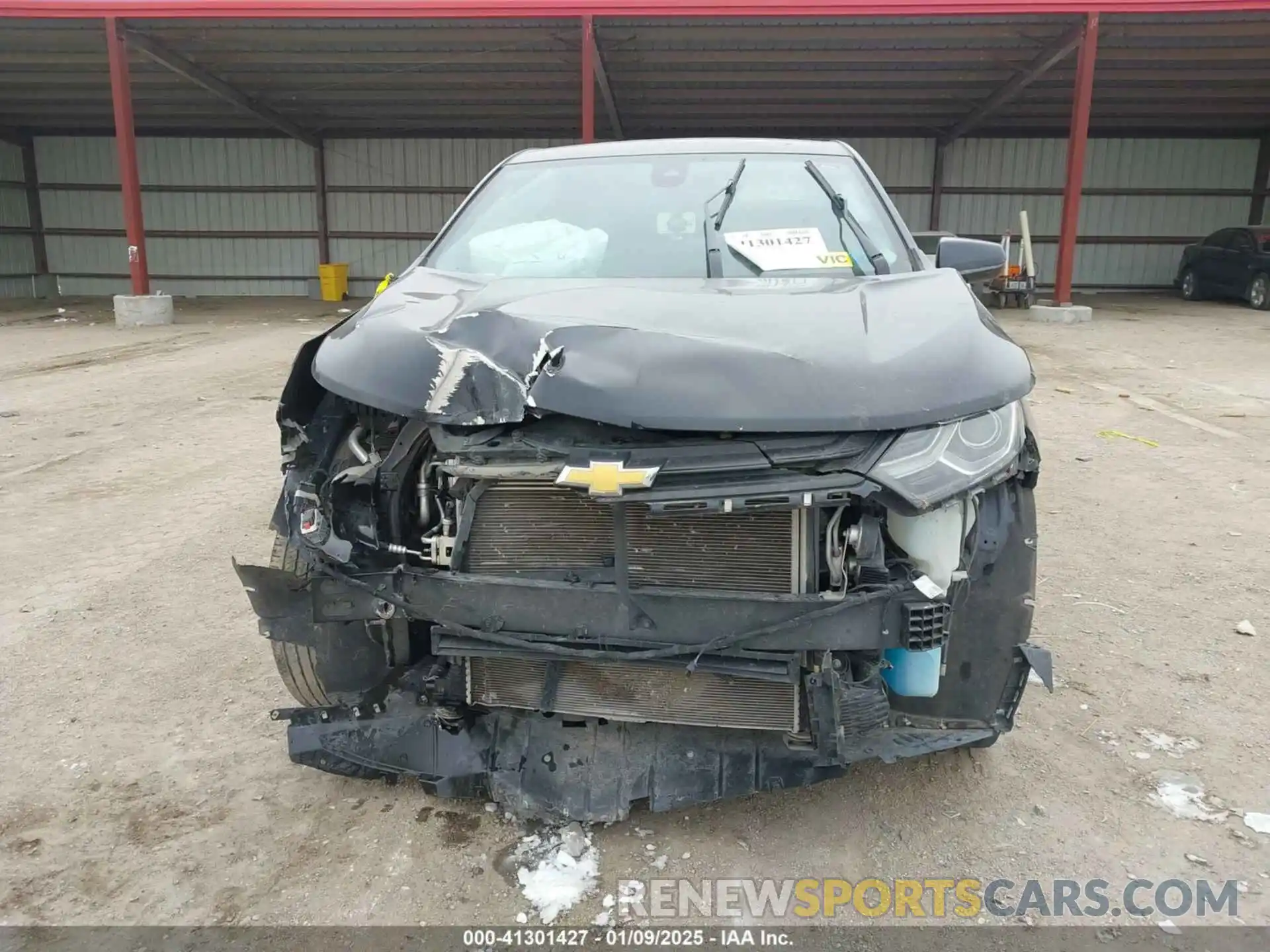 13 Photograph of a damaged car 2GNAXTEV4L6161430 CHEVROLET EQUINOX 2020