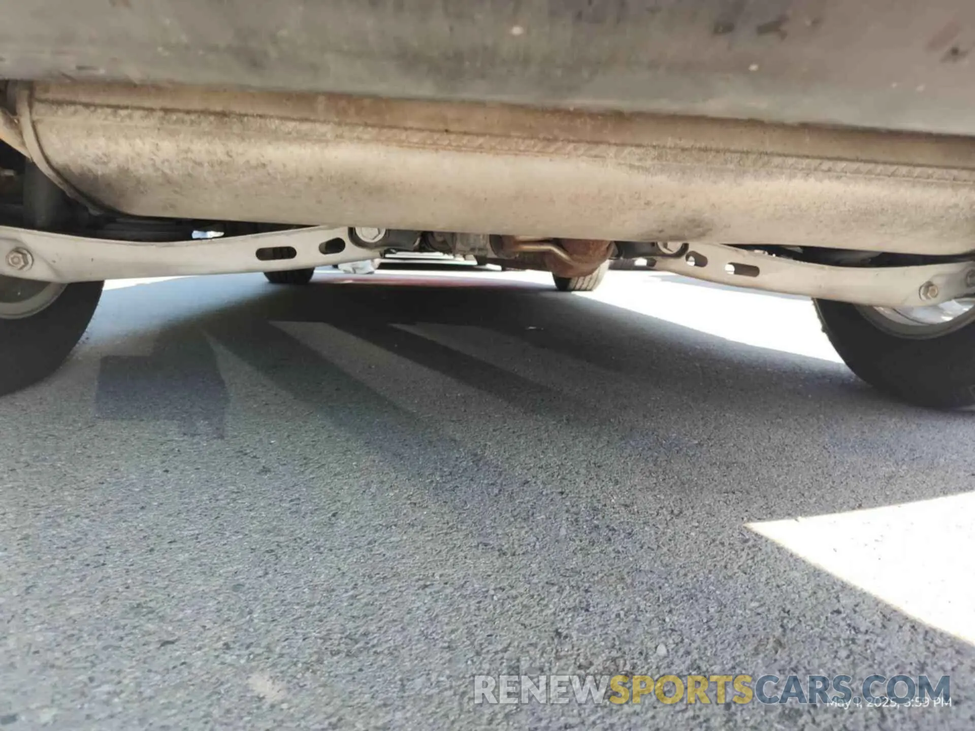 26 Photograph of a damaged car 2GNAXTEV4L6233100 CHEVROLET EQUINOX 2020