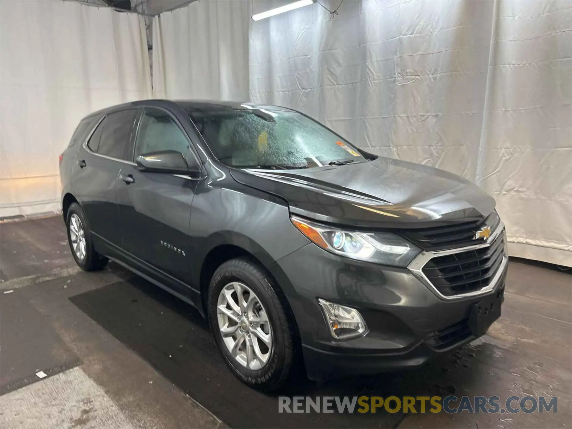 3 Photograph of a damaged car 2GNAXTEV4L6233100 CHEVROLET EQUINOX 2020