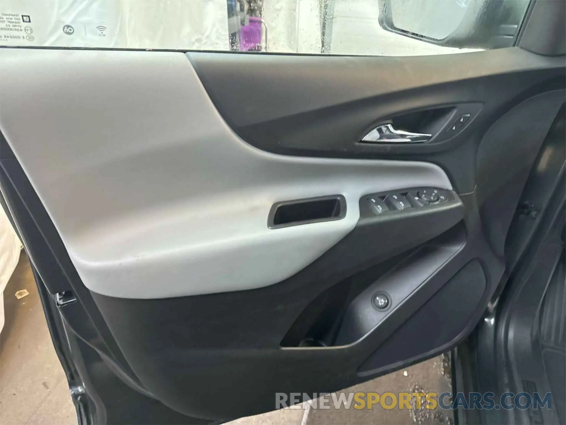 7 Photograph of a damaged car 2GNAXTEV4L6233100 CHEVROLET EQUINOX 2020