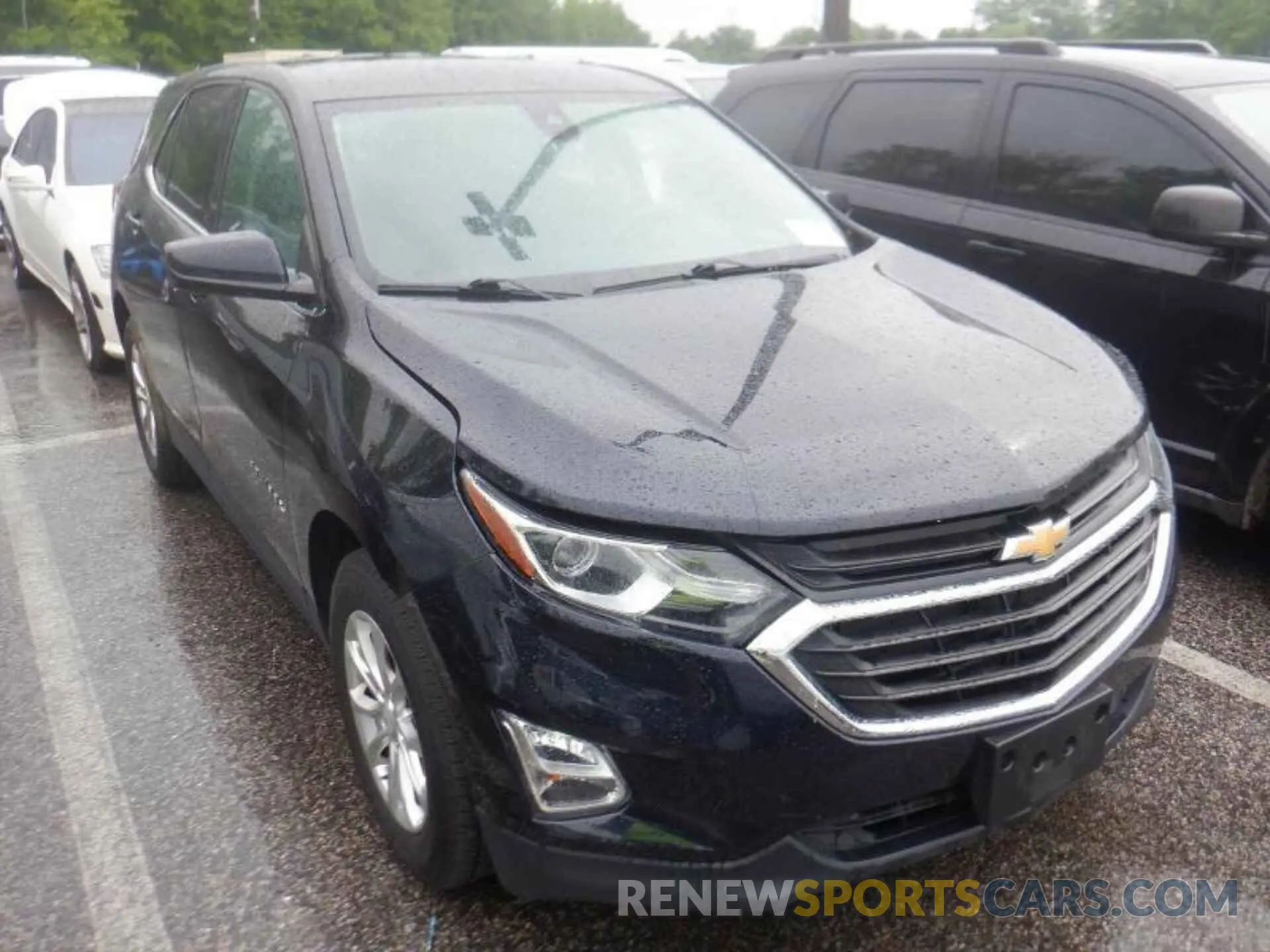 4 Photograph of a damaged car 2GNAXTEV4L6233372 CHEVROLET EQUINOX 2020