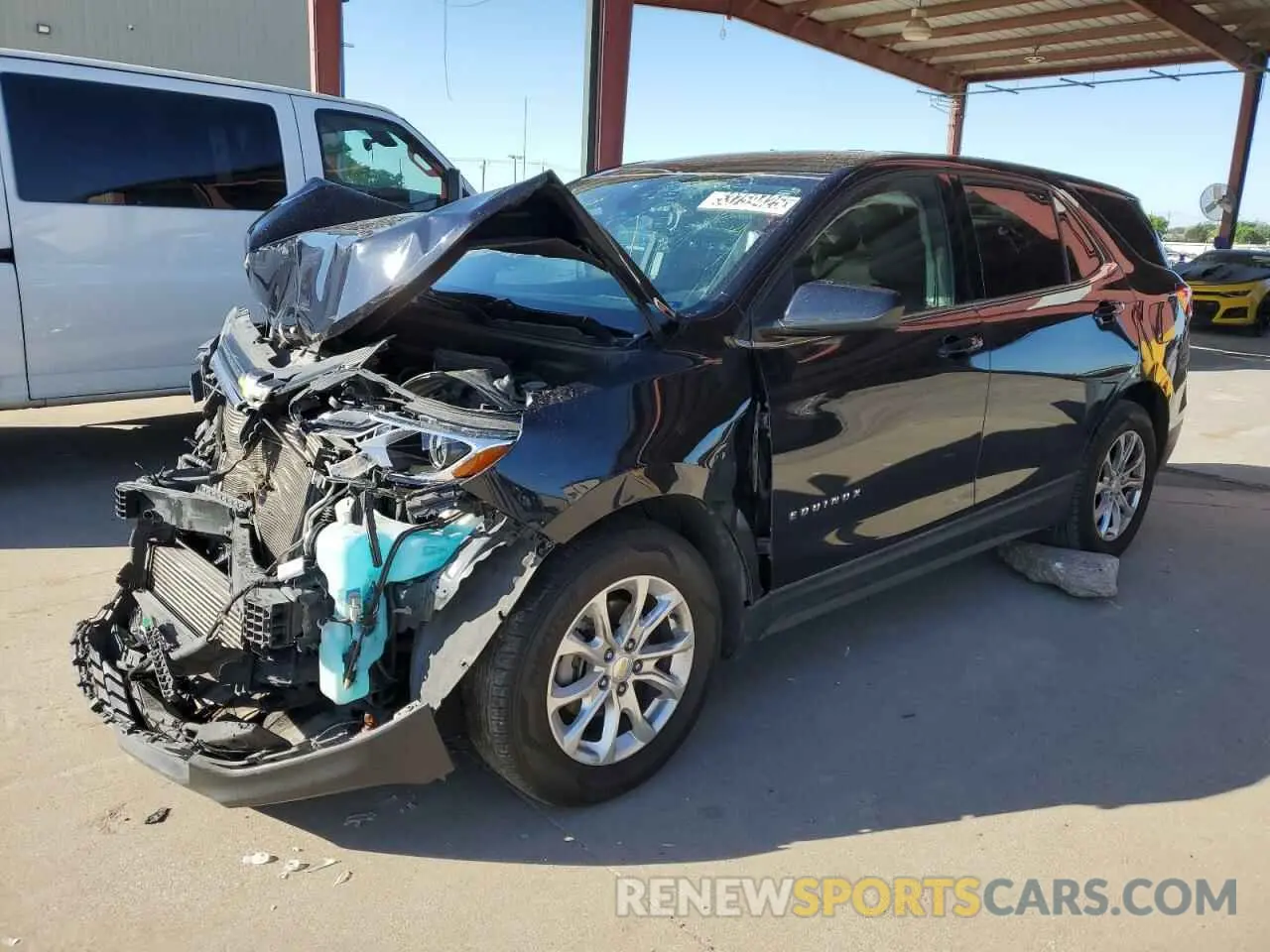 1 Photograph of a damaged car 2GNAXTEV4L6255405 CHEVROLET EQUINOX 2020